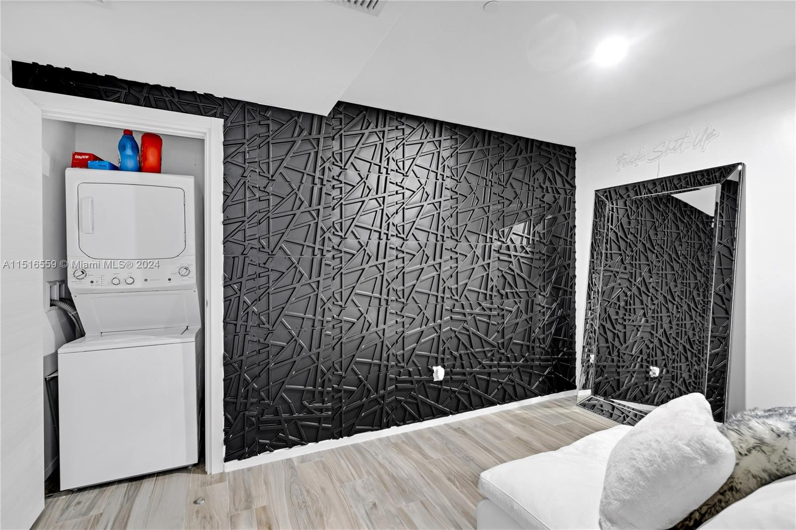 801 S Miami Ave 3107, Miami, Florida 33130, 1 Bedroom Bedrooms, ,2 BathroomsBathrooms,Residential,For Sale,801 S Miami Ave 3107,A11516559