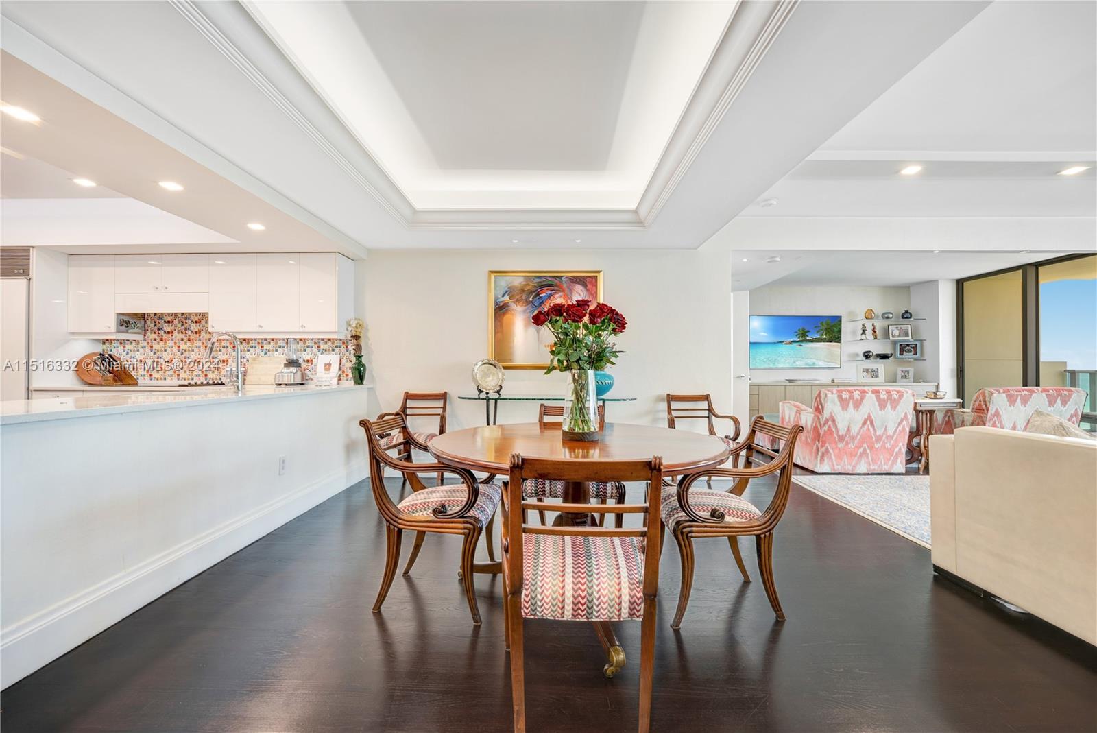 1455 Ocean Dr 904, Miami Beach, FL 33139, 1 Bedroom Bedrooms, ,2 BathroomsBathrooms,Residential,For Sale,Ocean Dr,A11516332