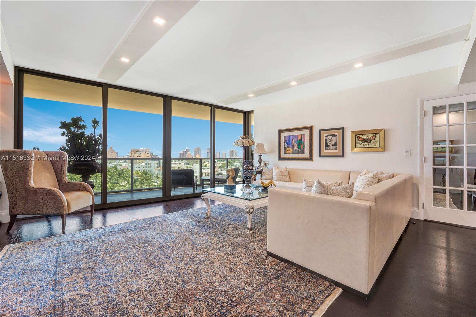 1455 Ocean Dr 904, Miami Beach, FL 33139, 1 Bedroom Bedrooms, ,2 BathroomsBathrooms,Residential,For Sale,Ocean Dr,A11516332