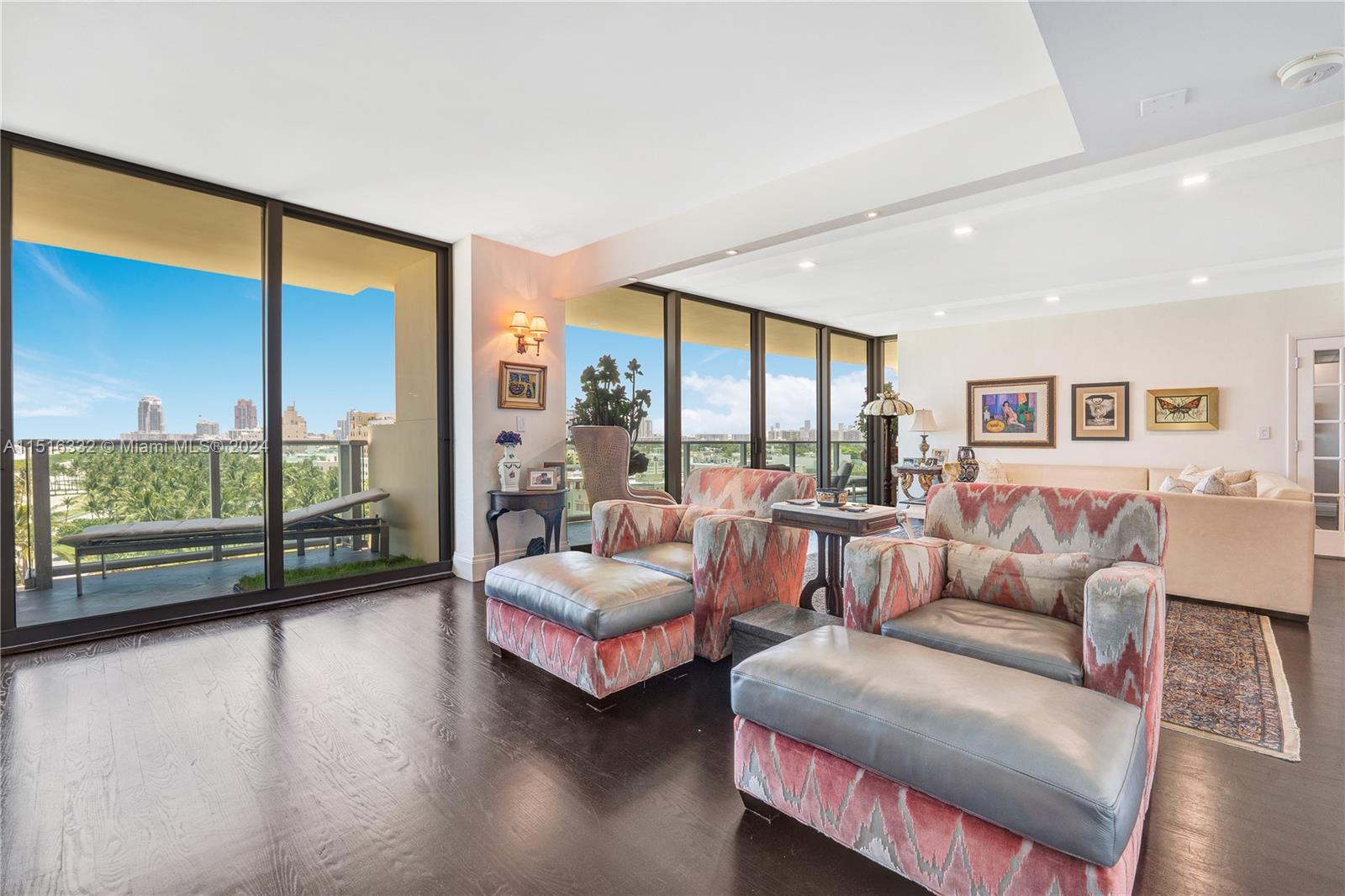 1455 Ocean Dr 904, Miami Beach, FL 33139, 1 Bedroom Bedrooms, ,2 BathroomsBathrooms,Residential,For Sale,Ocean Dr,A11516332