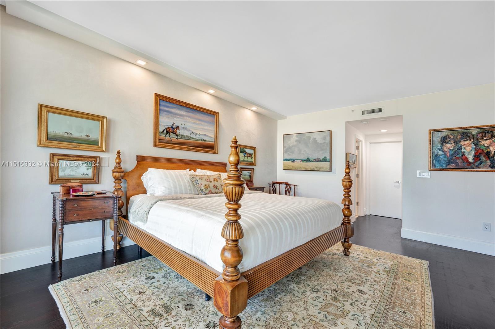 1455 Ocean Dr 904, Miami Beach, FL 33139, 1 Bedroom Bedrooms, ,2 BathroomsBathrooms,Residential,For Sale,Ocean Dr,A11516332