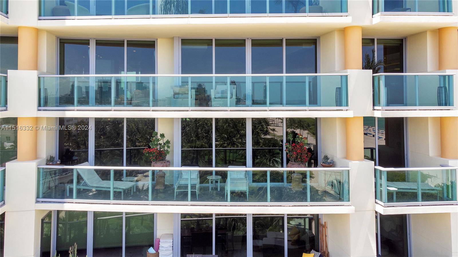 1455 Ocean Dr 904, Miami Beach, FL 33139, 1 Bedroom Bedrooms, ,2 BathroomsBathrooms,Residential,For Sale,Ocean Dr,A11516332