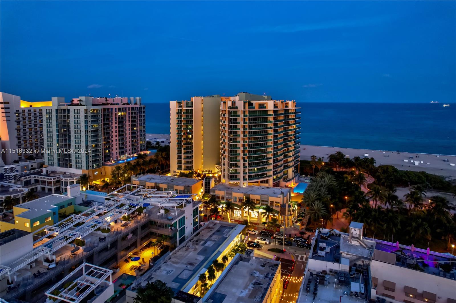 1455 Ocean Dr 904, Miami Beach, FL 33139, 1 Bedroom Bedrooms, ,2 BathroomsBathrooms,Residential,For Sale,Ocean Dr,A11516332