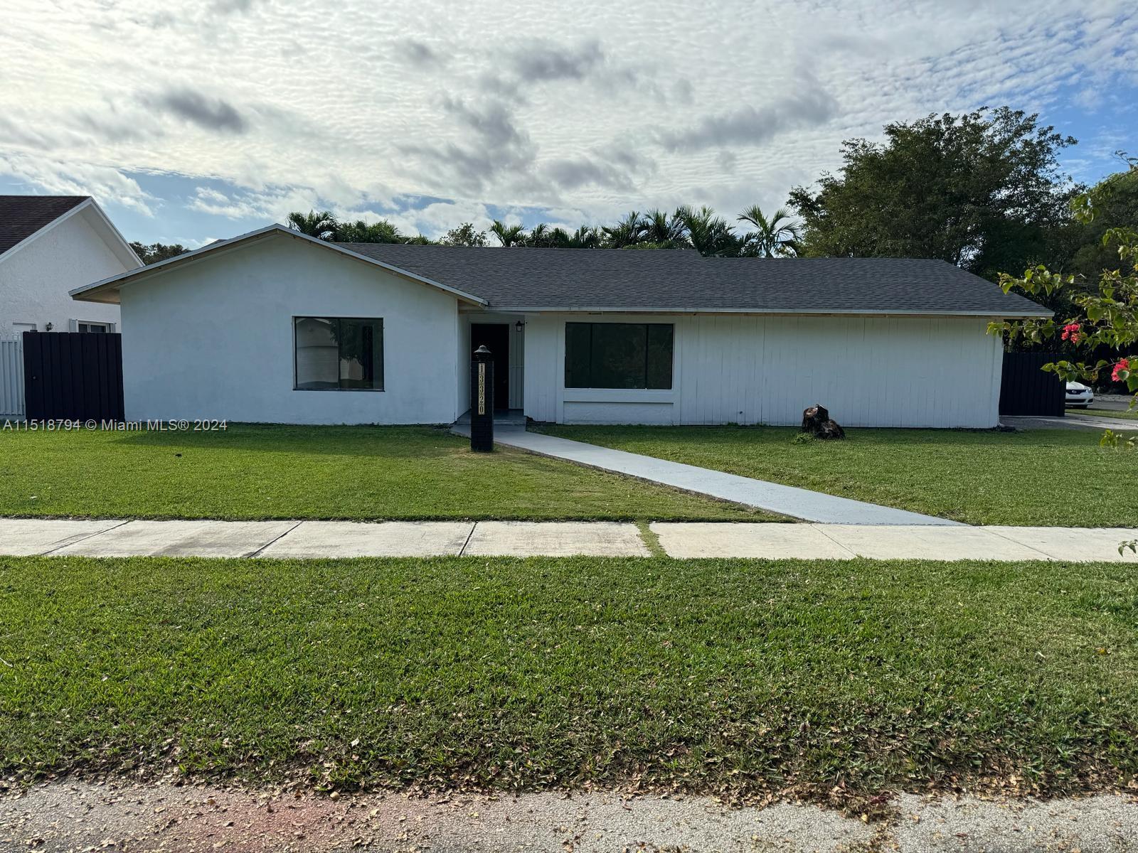 13320 SW 99th St  For Sale A11518794, FL