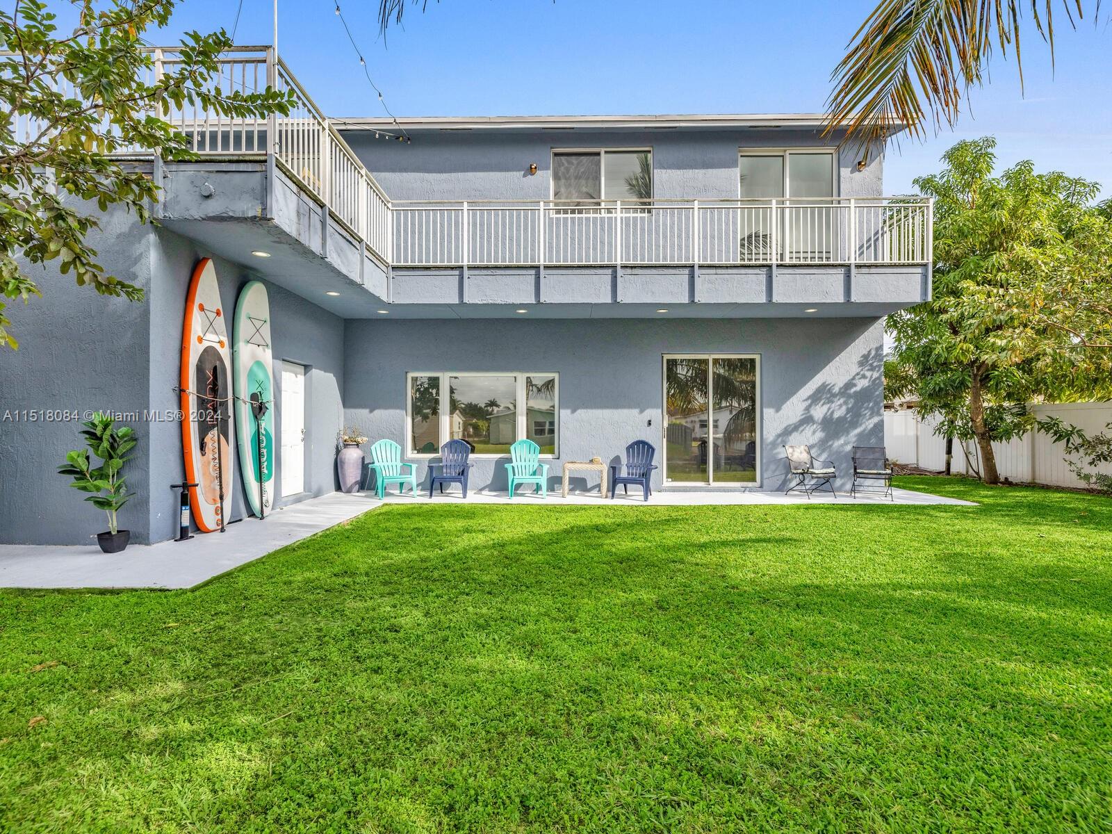 4541 SW 34th Ave, Dania Beach, Florida 33312, 6 Bedrooms Bedrooms, ,4 BathroomsBathrooms,Residential,For Sale,4541 SW 34th Ave,A11518084