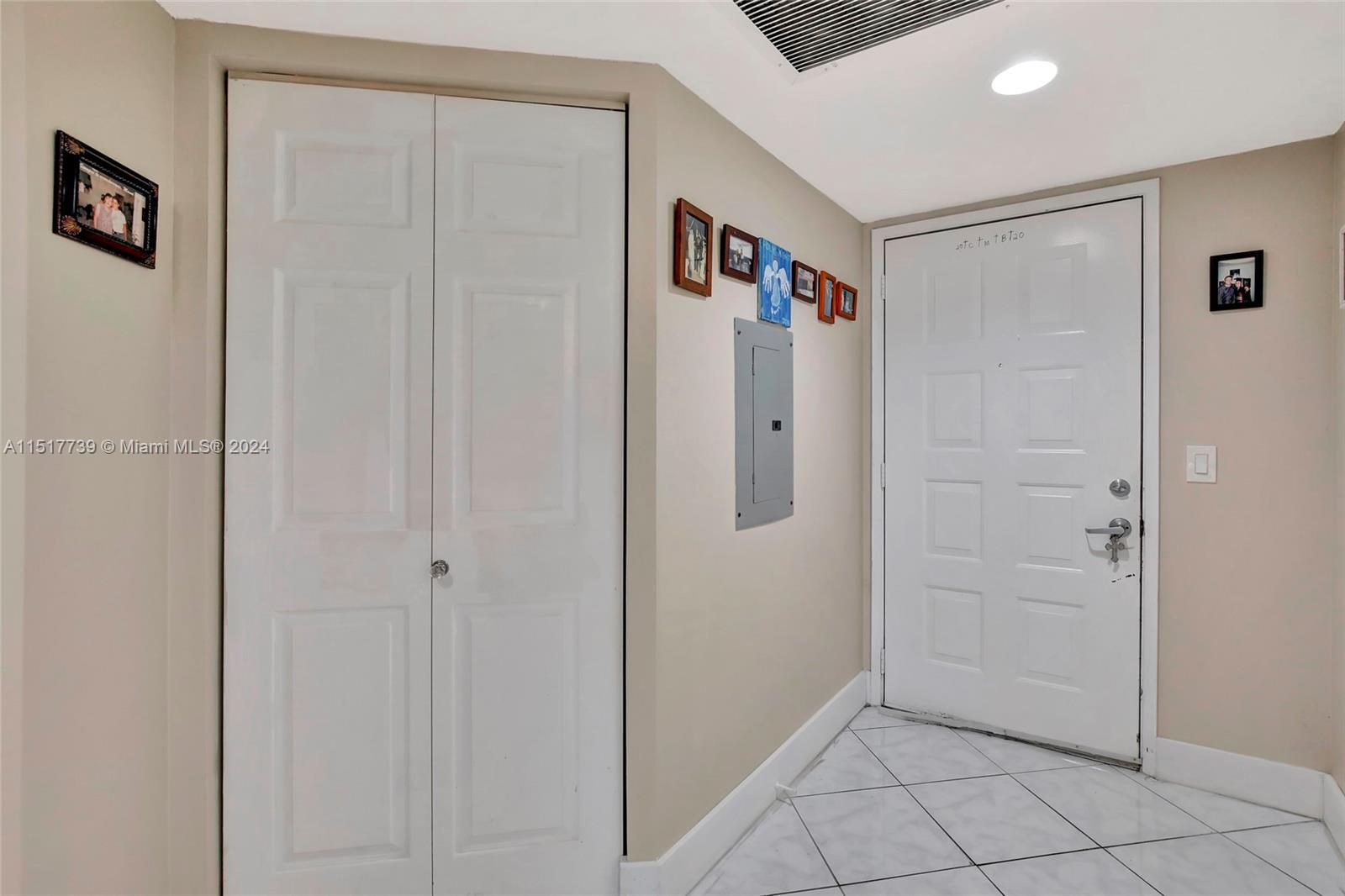 850 SW 138th Ave 208D, Pembroke Pines, FL 33027, 1 Bedroom Bedrooms, ,1 BathroomBathrooms,Residential,For Sale,138th Ave,A11517739