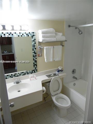 19201 Collins Ave, Sunny Isles Beach, FL, 33160 United States, ,1 BathroomBathrooms,Residential,For Sale,Collins Ave,A11518969