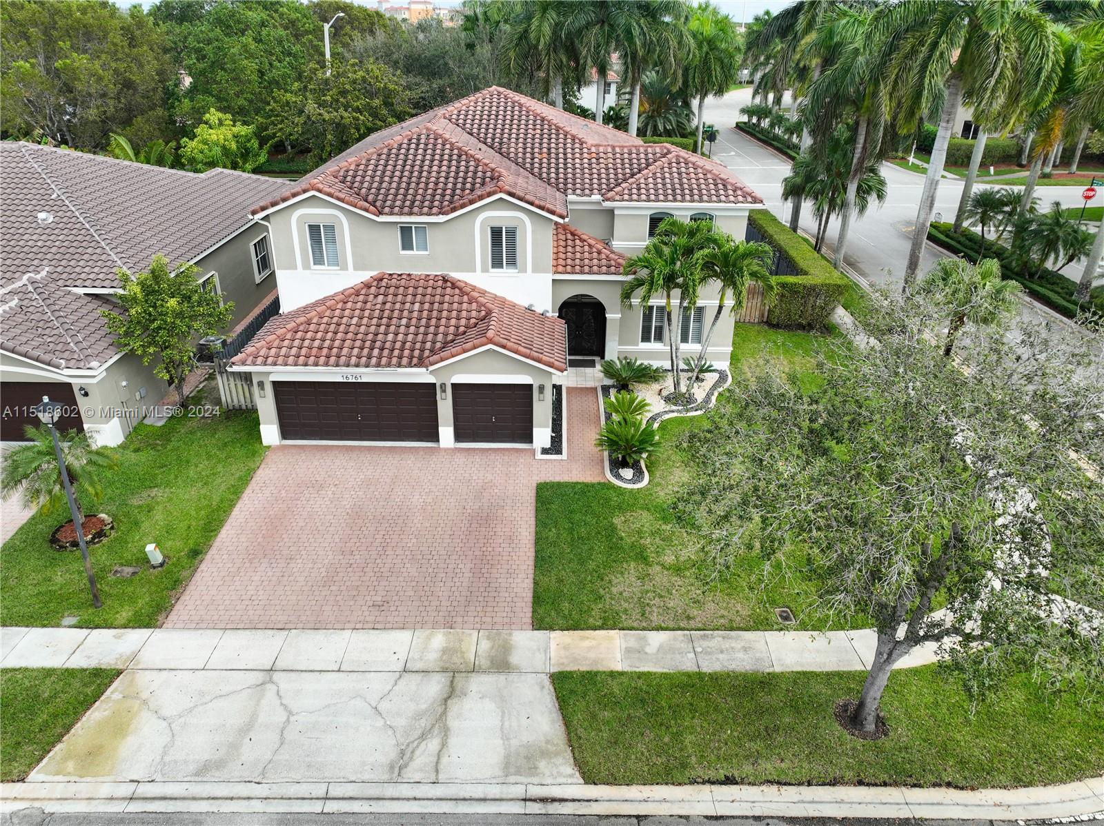 16761 SW 38th St, Miramar, FL 33027, 5 Bedrooms Bedrooms, ,4 BathroomsBathrooms,Residential,For Sale,38th St,A11518602