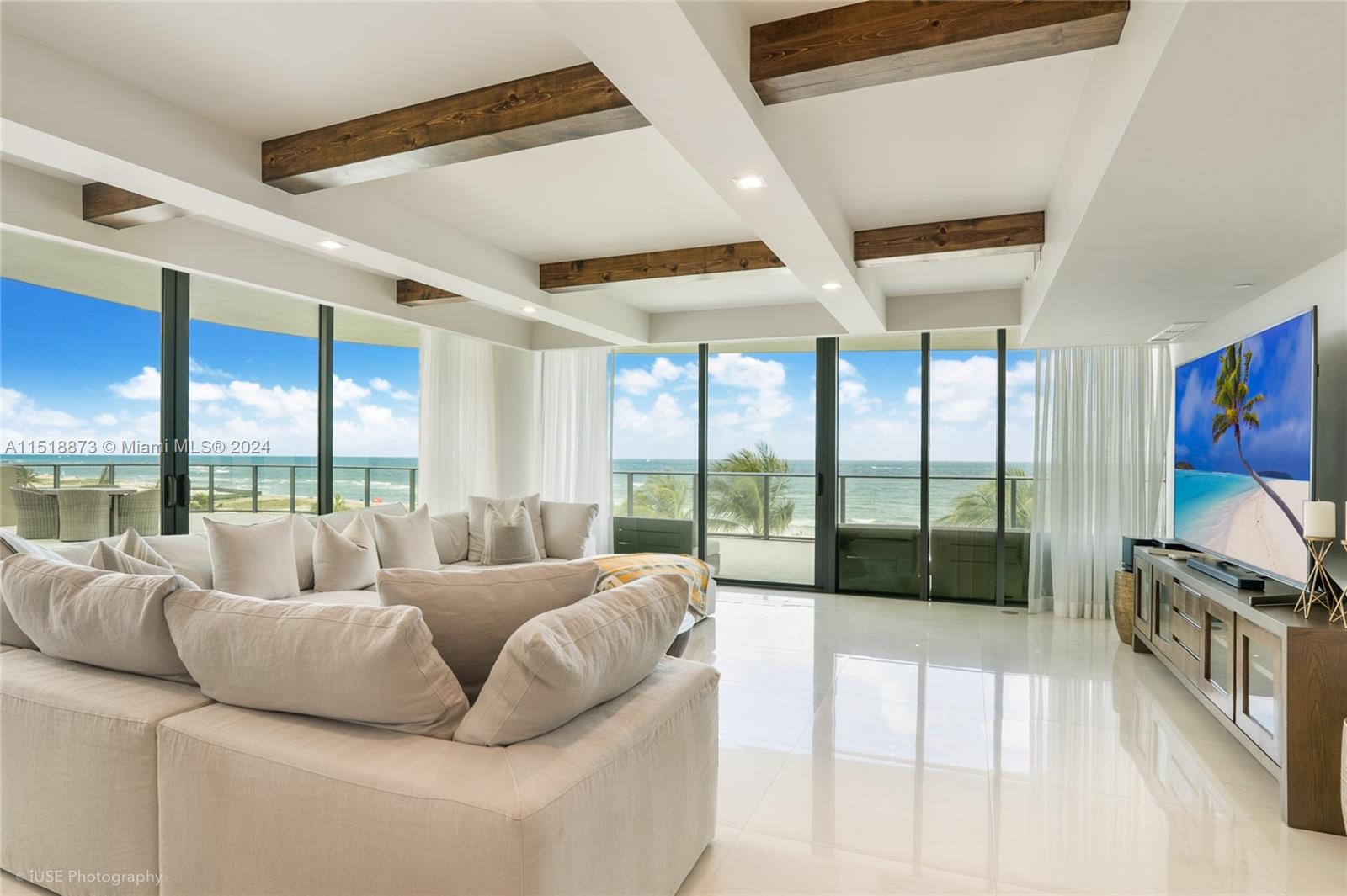 730 N Ocean Blvd 402, Pompano Beach, Florida 33062, 3 Bedrooms Bedrooms, 6 Rooms Rooms,3 BathroomsBathrooms,Residential,For Sale,730 N Ocean Blvd 402,A11518873
