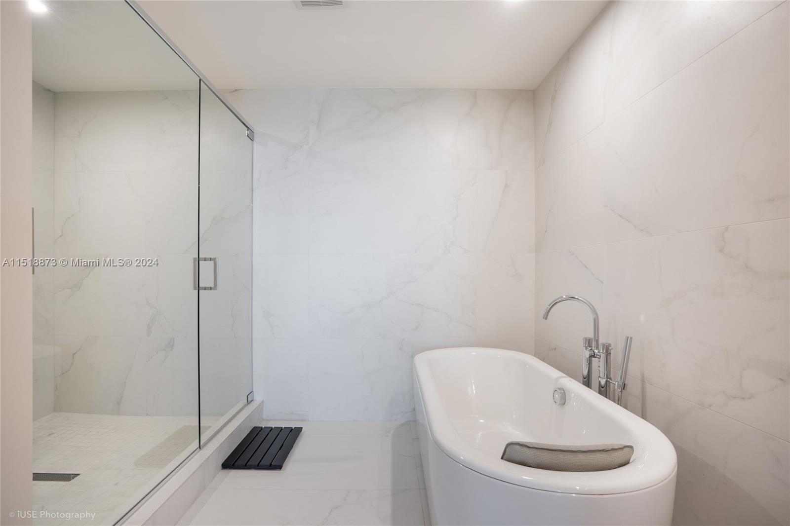 730 Ocean Blvd, Pompano Beach, FL, 33062 United States, 3 Bedrooms Bedrooms, ,3 BathroomsBathrooms,Residential,For Sale,Ocean Blvd,A11518873