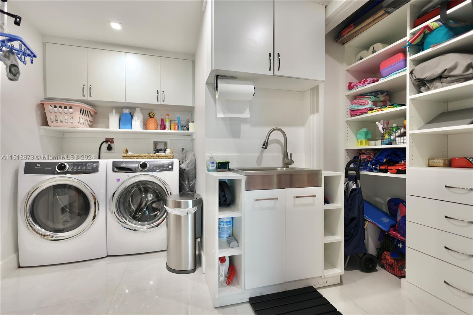 730 Ocean Blvd, Pompano Beach, FL, 33062 United States, 3 Bedrooms Bedrooms, ,3 BathroomsBathrooms,Residential,For Sale,Ocean Blvd,A11518873