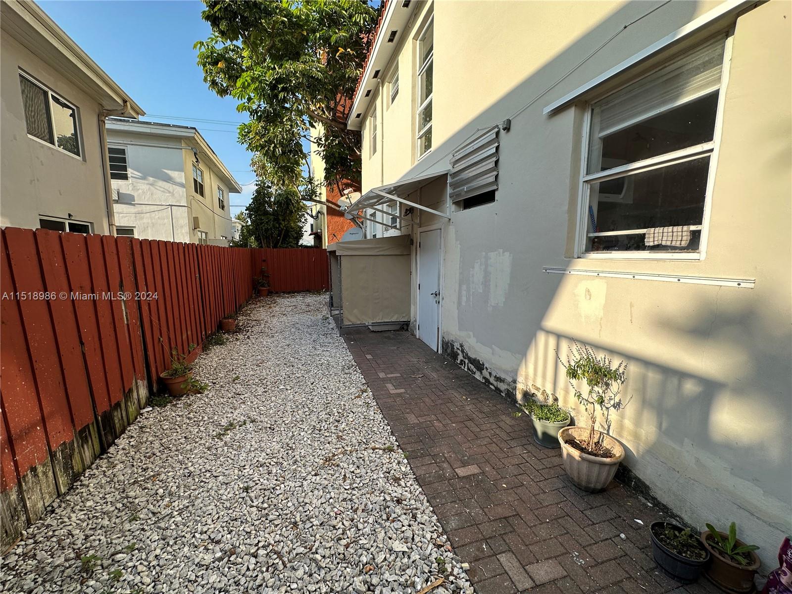 7636 Abbott Ave 6, Miami Beach, Florida 33141, 1 Bedroom Bedrooms, ,1 BathroomBathrooms,Residential,For Sale,7636 Abbott Ave 6,A11518986