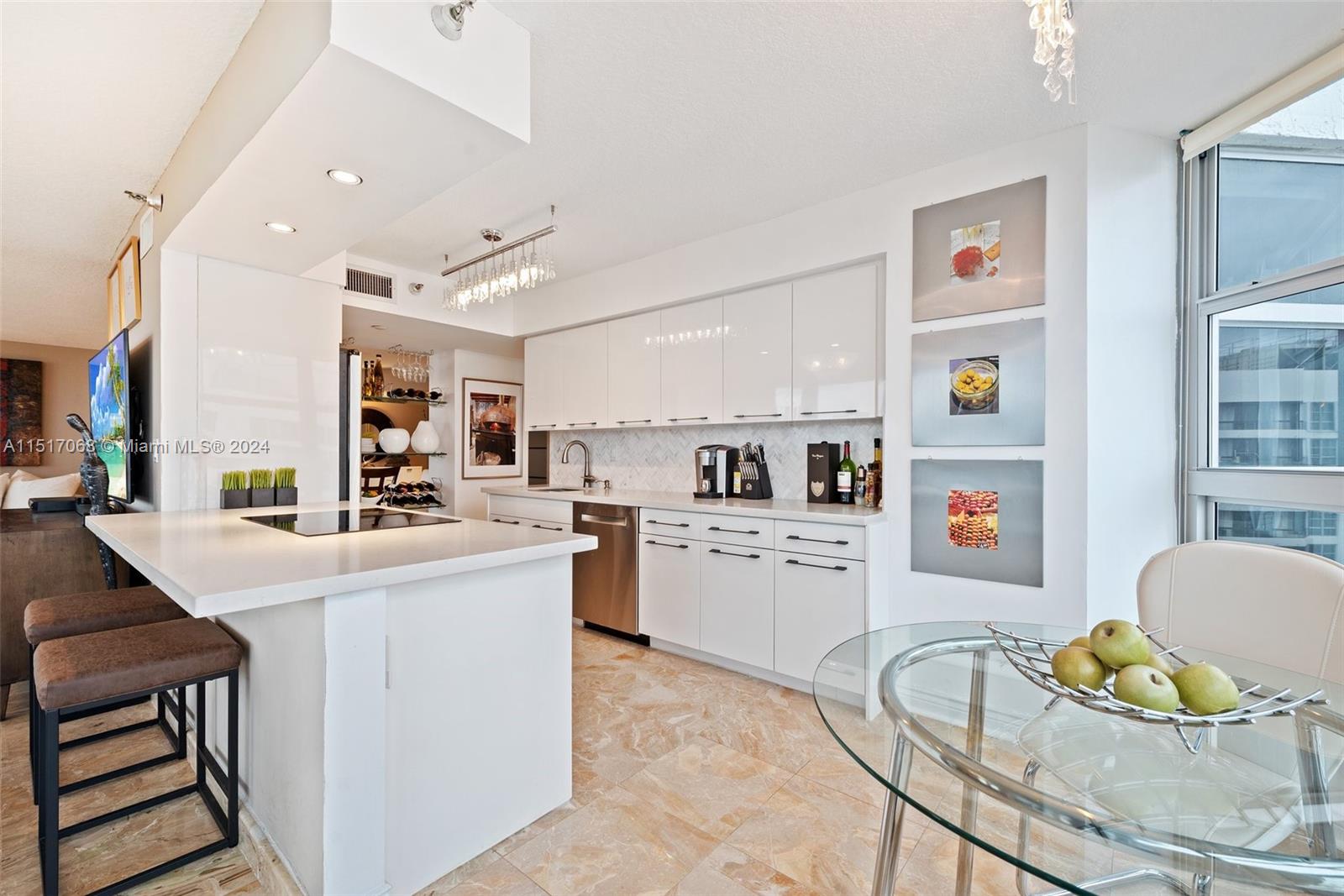19101 36th Ct, Aventura, FL, 33180 United States, 2 Bedrooms Bedrooms, ,2 BathroomsBathrooms,Residential,For Sale,36th Ct,A11517068
