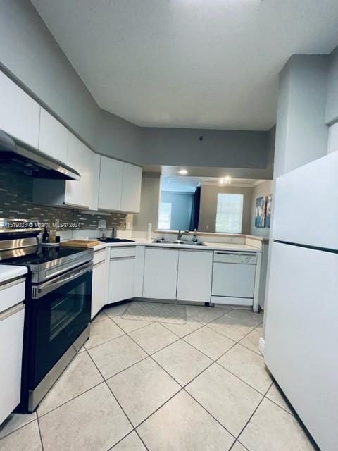 3215 184th St, Aventura, FL, 33160 United States, 1 Bedroom Bedrooms, ,1 BathroomBathrooms,Residential,For Sale,184th St,A11519023