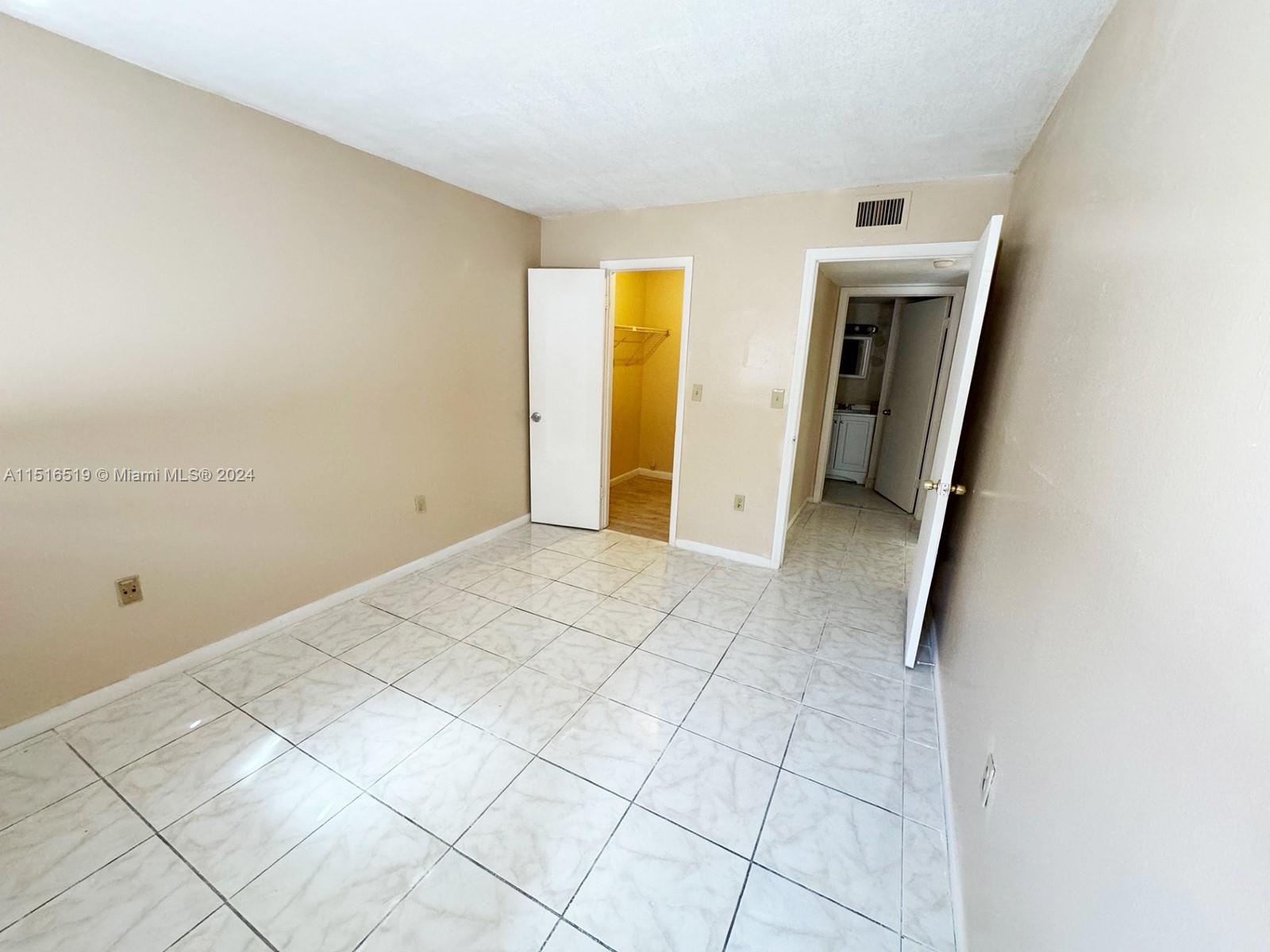 7429 SW 152nd Ave 13-106, Miami, Florida 33193, 2 Bedrooms Bedrooms, ,1 BathroomBathrooms,Residentiallease,For Rent,7429 SW 152nd Ave 13-106,A11516519