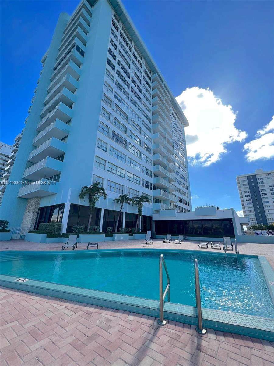 5838 Collins Ave 3D, Miami Beach, Florida 33140, 1 Bedroom Bedrooms, ,1 BathroomBathrooms,Residential,For Sale,5838 Collins Ave 3D,A11519004