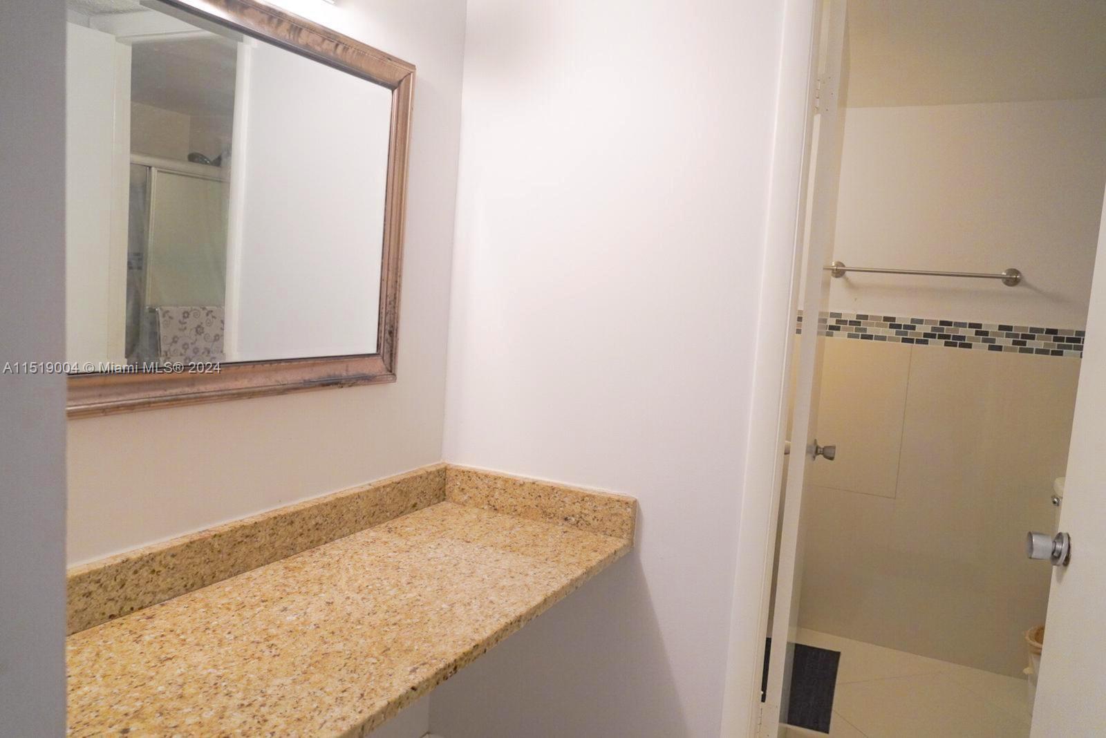 5838 Collins Ave 3D, Miami Beach, Florida 33140, 1 Bedroom Bedrooms, ,1 BathroomBathrooms,Residential,For Sale,5838 Collins Ave 3D,A11519004