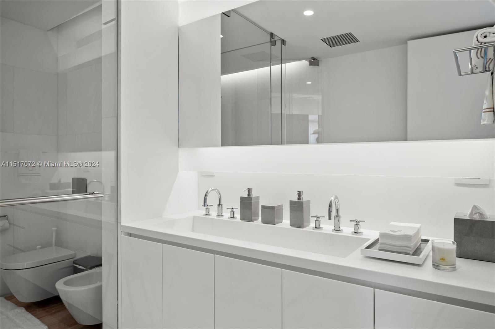 9001 Collins Ave, Surfside, FL, 33154 United States, 3 Bedrooms Bedrooms, ,3 BathroomsBathrooms,Residential,For Sale,Collins Ave,A11517072