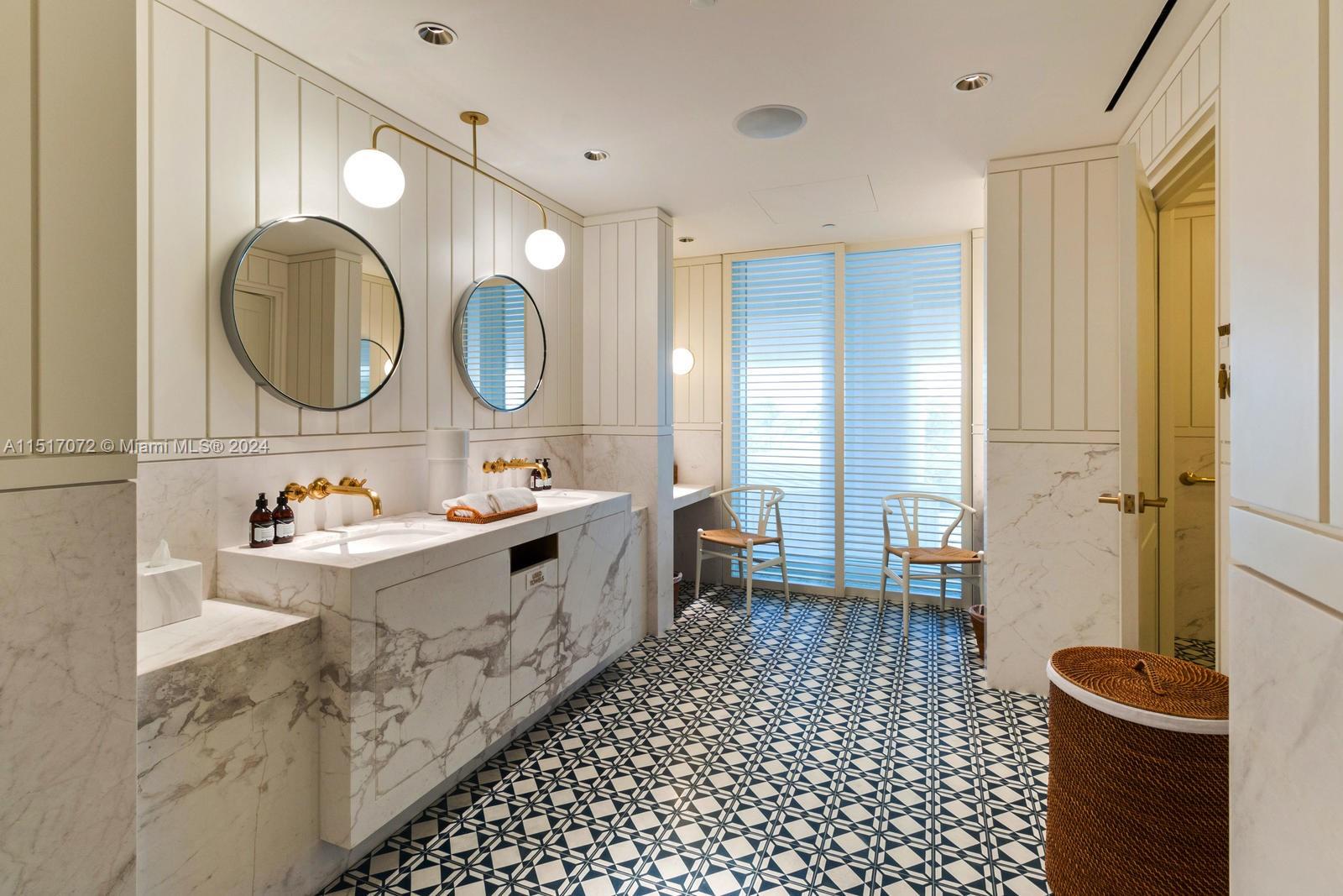 9001 Collins Ave, Surfside, FL, 33154 United States, 3 Bedrooms Bedrooms, ,3 BathroomsBathrooms,Residential,For Sale,Collins Ave,A11517072