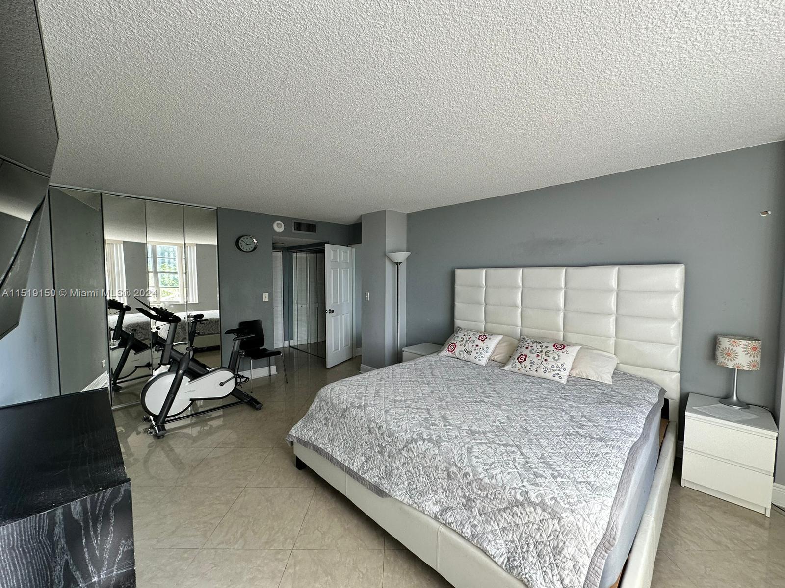 301 174th St, Sunny Isles Beach, FL, 33160 United States, 2 Bedrooms Bedrooms, ,2 BathroomsBathrooms,Residential,For Sale,174th St,A11519150