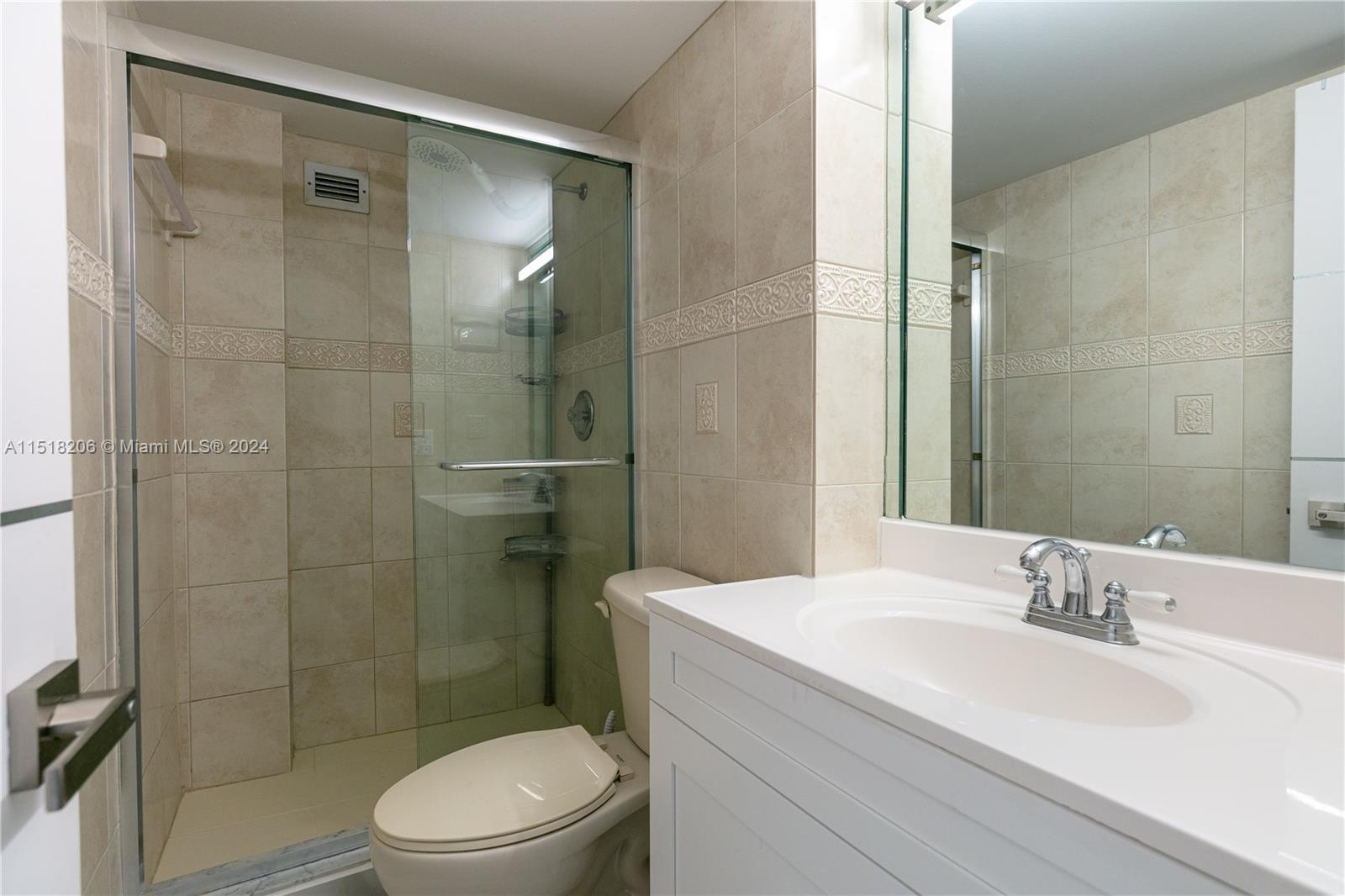 2101 S Ocean Dr 2807, Hollywood, Florida 33019, 2 Bedrooms Bedrooms, ,2 BathroomsBathrooms,Residential,For Sale,2101 S Ocean Dr 2807,A11518206