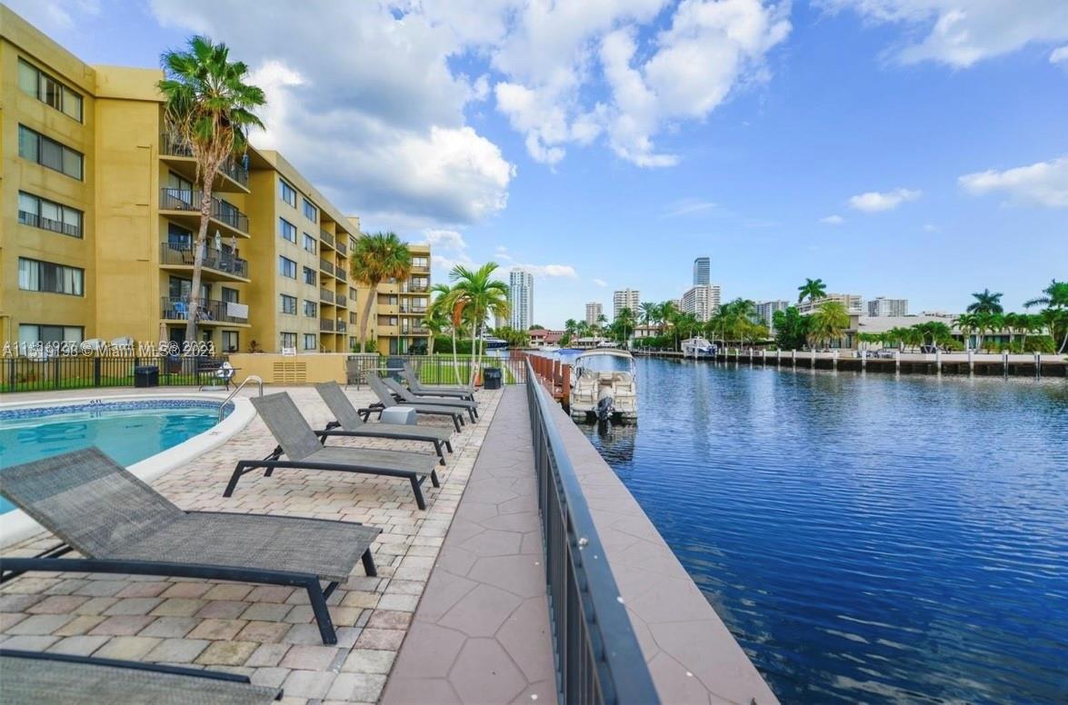 Hallandale Beach, Florida 33009, 1 Bedroom Bedrooms, ,1 BathroomBathrooms,Residentiallease,For Rent,A11519198