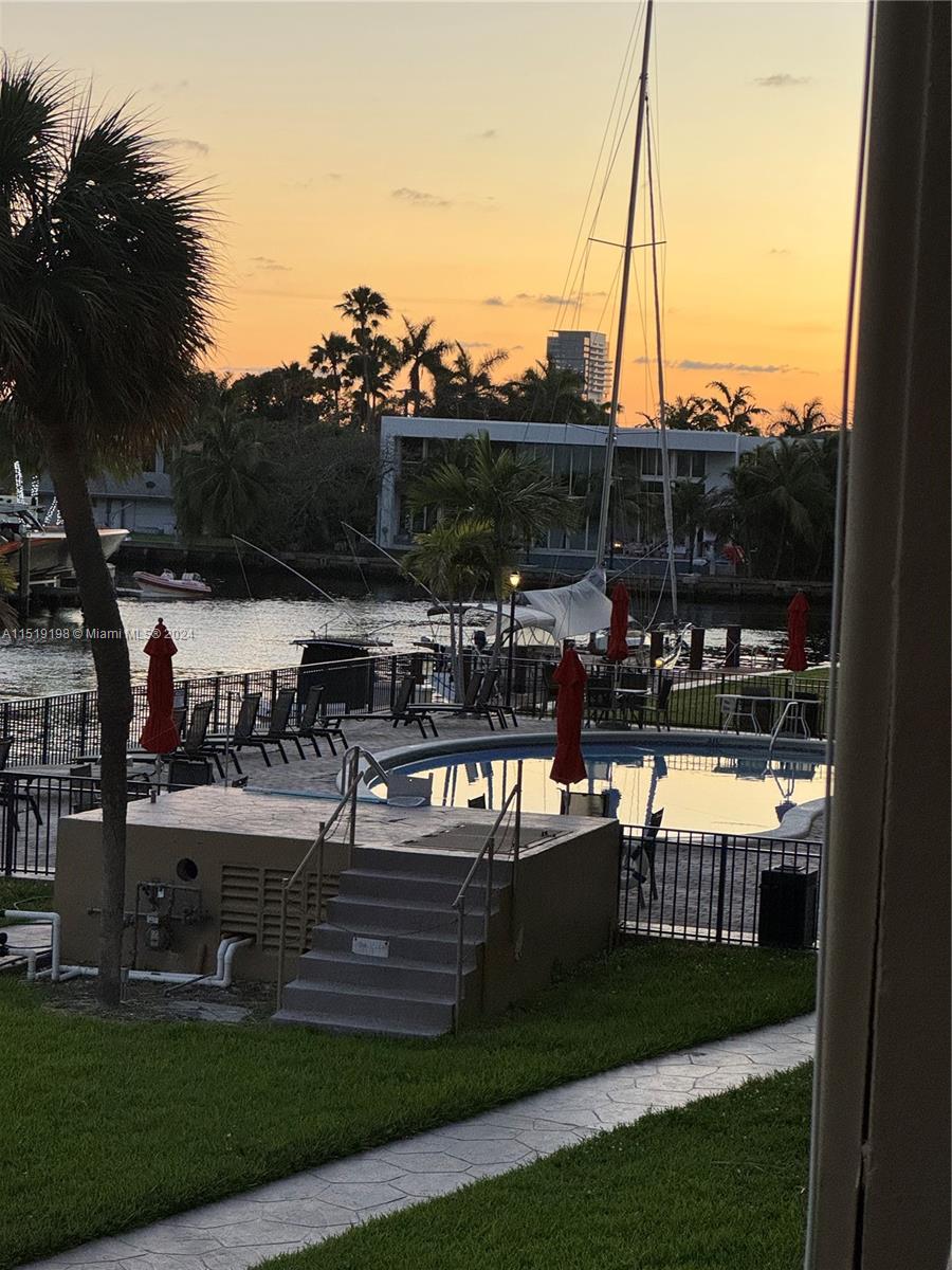 Hallandale Beach, Florida 33009, 1 Bedroom Bedrooms, ,1 BathroomBathrooms,Residentiallease,For Rent,A11519198