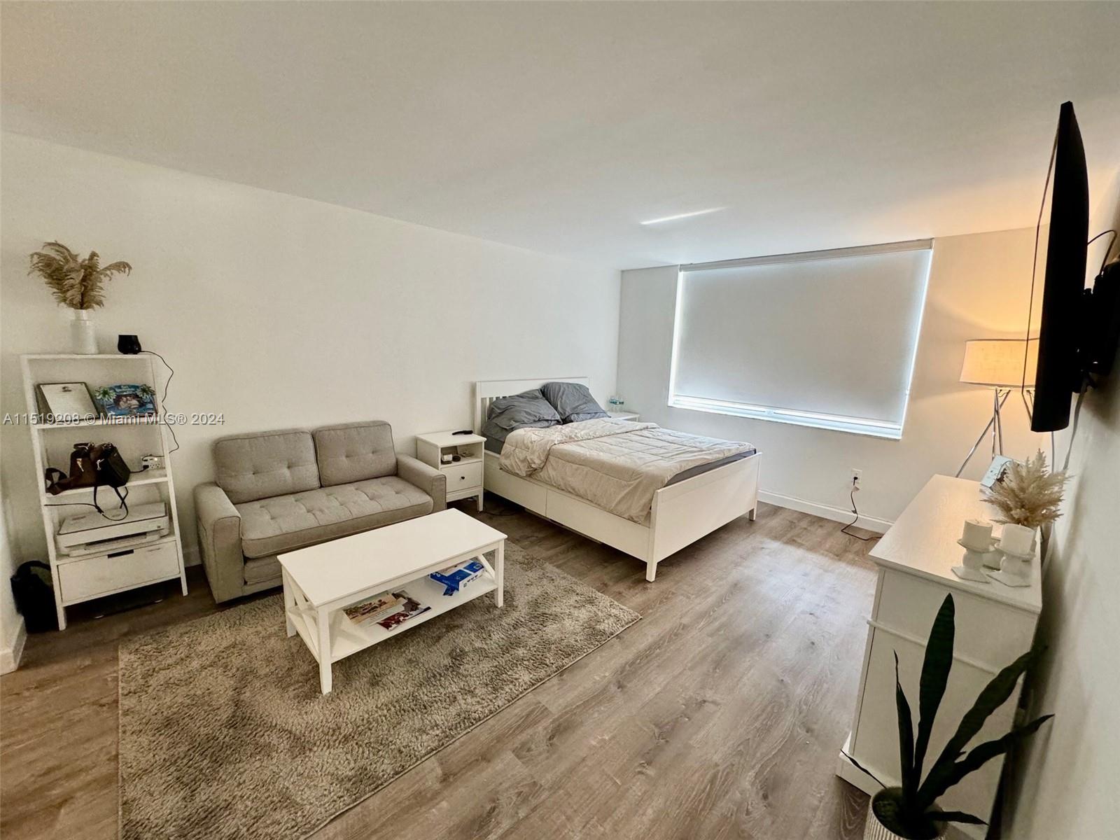 2780 183rd St, Aventura, FL, 33160 United States, 2 Bedrooms Bedrooms, ,2 BathroomsBathrooms,Residential,For Sale,183rd St,A11519208