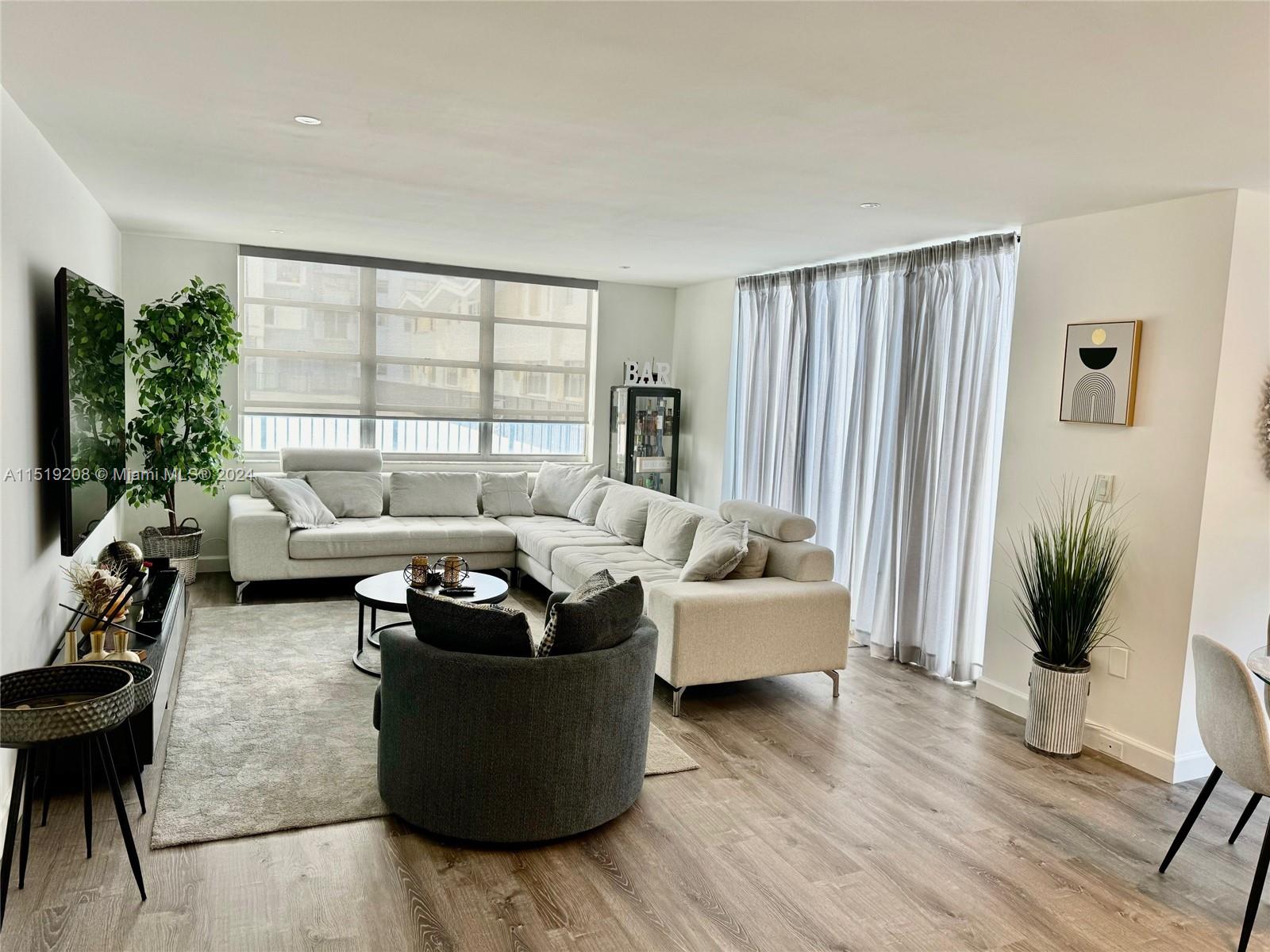 2780 183rd St, Aventura, FL, 33160 United States, 2 Bedrooms Bedrooms, ,2 BathroomsBathrooms,Residential,For Sale,183rd St,A11519208