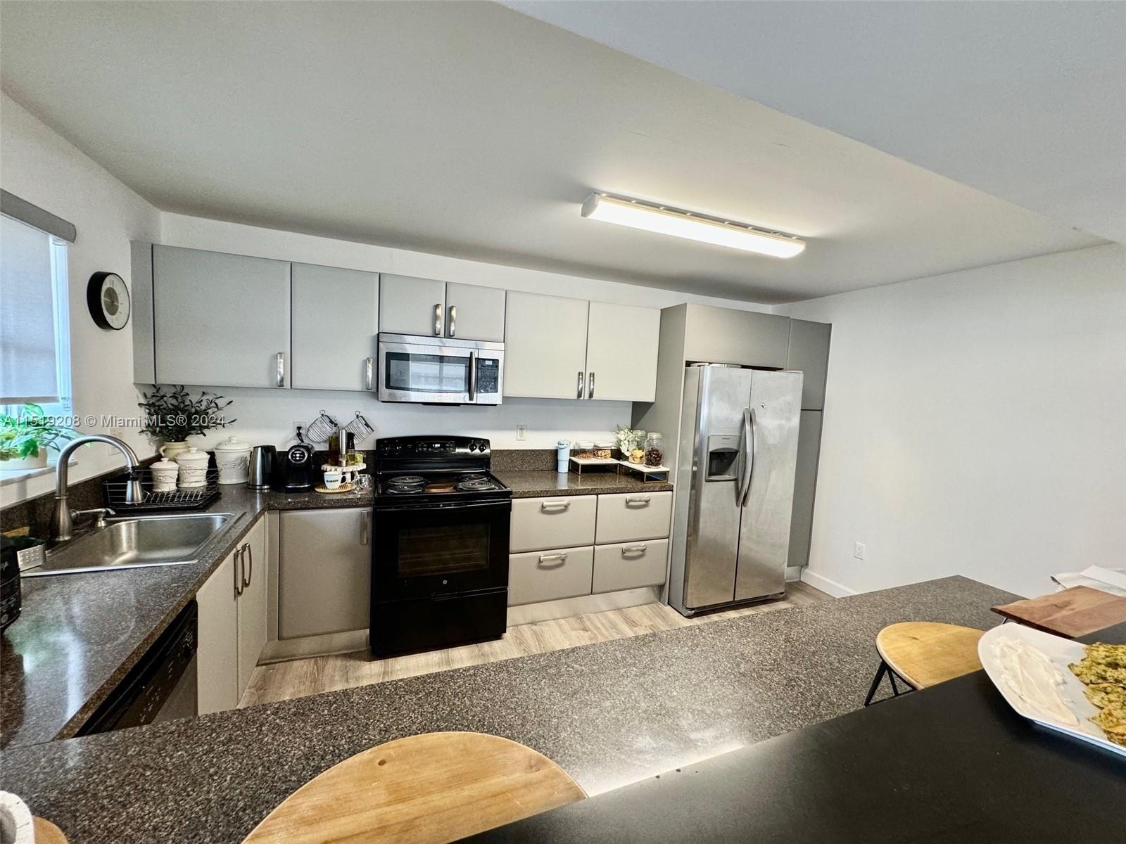 2780 183rd St, Aventura, FL, 33160 United States, 2 Bedrooms Bedrooms, ,2 BathroomsBathrooms,Residential,For Sale,183rd St,A11519208