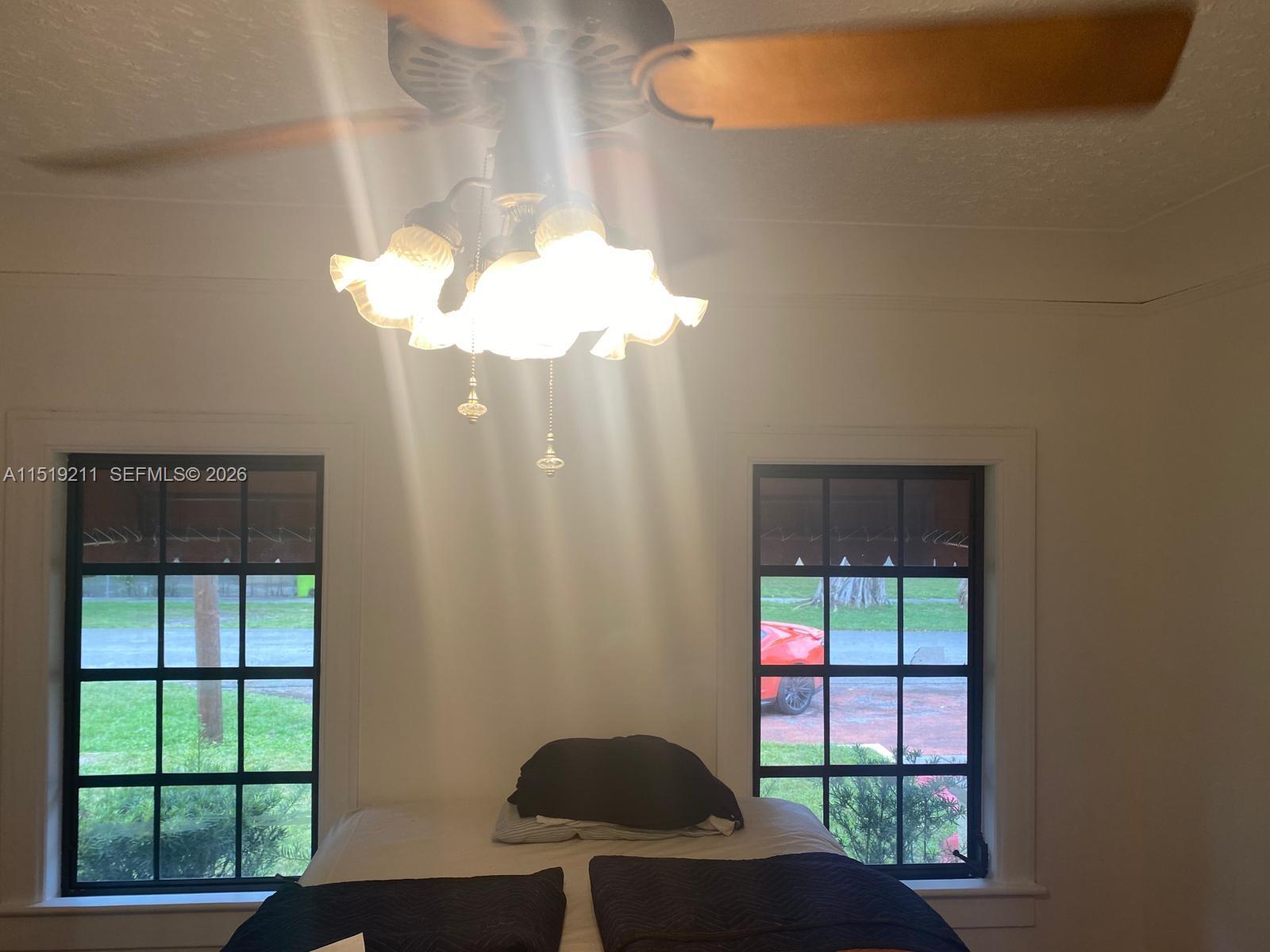 8900 NE 1st Ave 1, El Portal, Florida 33138, 4 Bedrooms Bedrooms, ,2 BathroomsBathrooms,Residentiallease,For Rent,8900 NE 1st Ave 1,A11519211