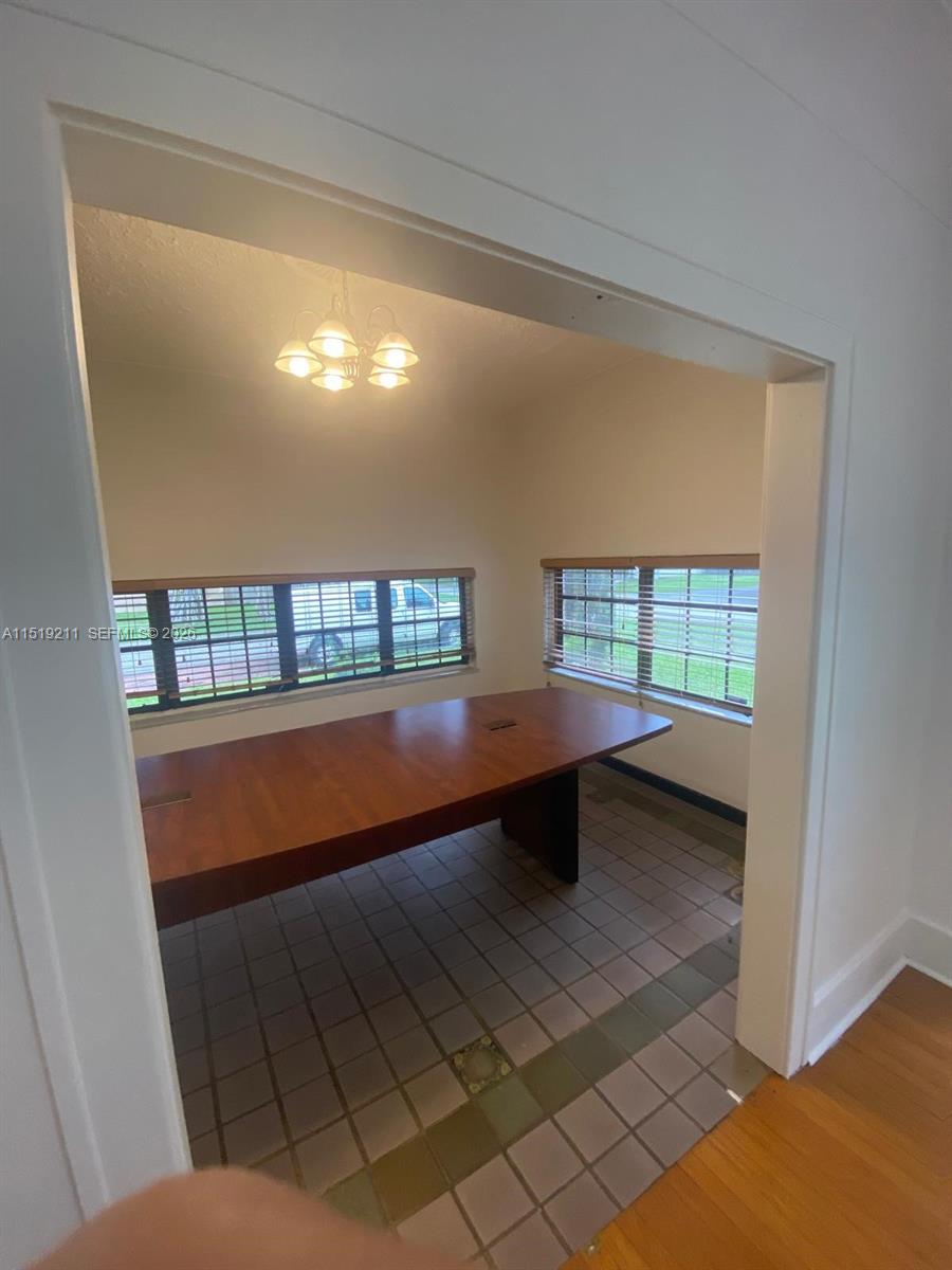 8900 NE 1st Ave 1, El Portal, Florida 33138, 4 Bedrooms Bedrooms, ,2 BathroomsBathrooms,Residentiallease,For Rent,8900 NE 1st Ave 1,A11519211