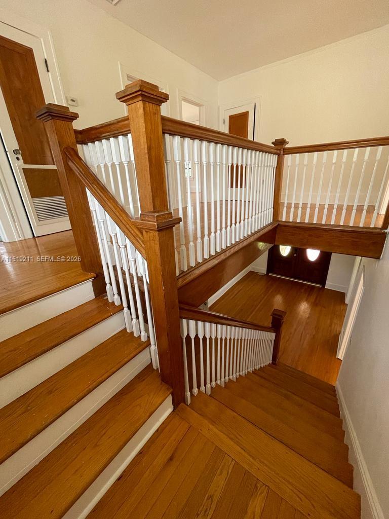 8900 NE 1st Ave 1, El Portal, Florida 33138, 4 Bedrooms Bedrooms, ,2 BathroomsBathrooms,Residentiallease,For Rent,8900 NE 1st Ave 1,A11519211