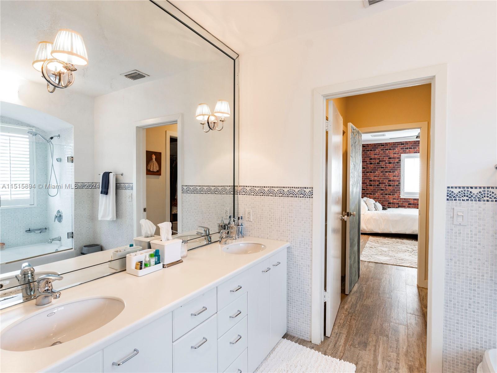 285 Costanera Rd, Coral Gables, FL, 33143 United States, 6 Bedrooms Bedrooms, ,6 BathroomsBathrooms,Residential,For Sale,Costanera Rd,A11515894