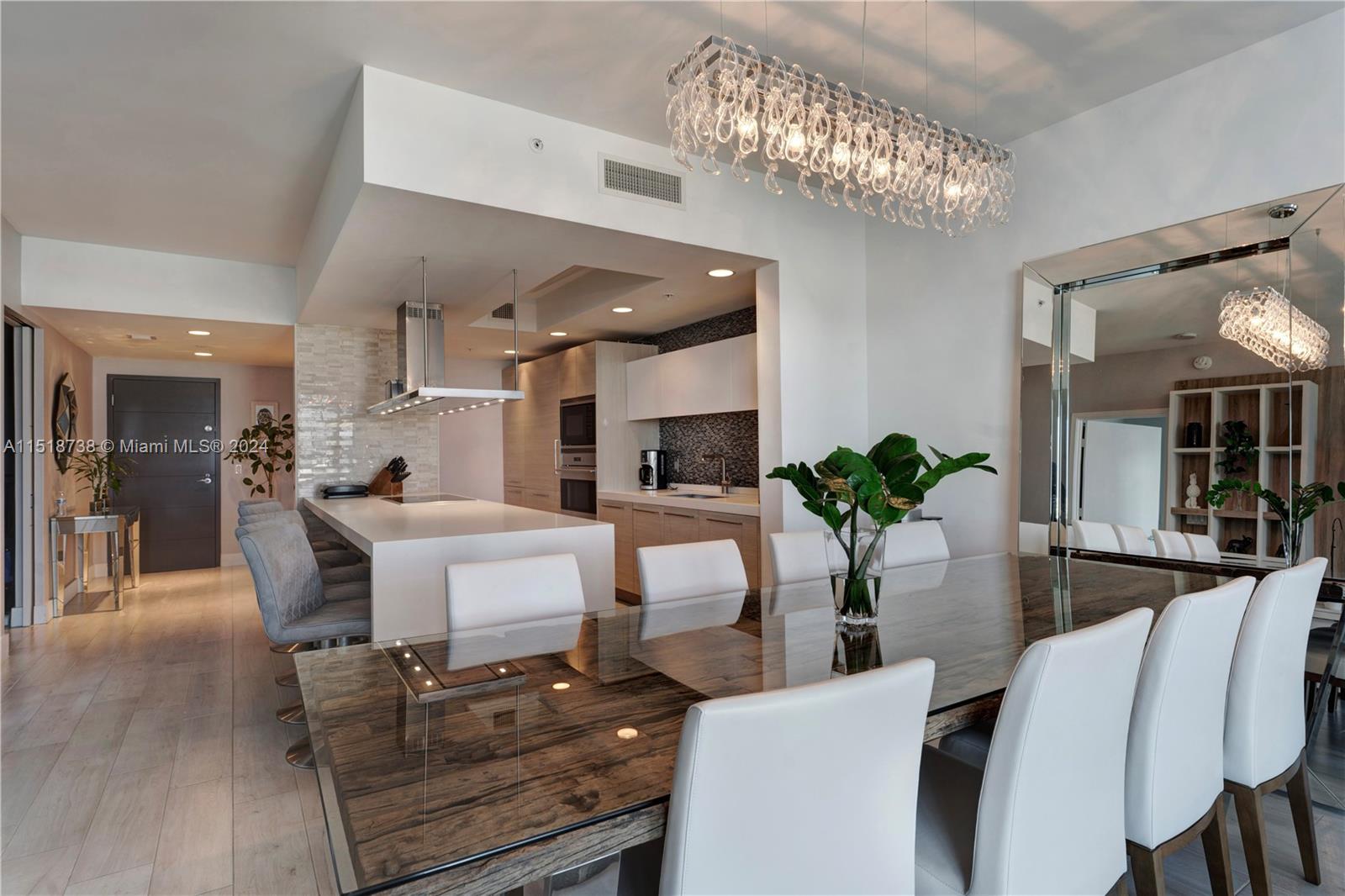 17301 Biscayne Blvd 906, North Miami Beach, Florida 33160, 3 Bedrooms Bedrooms, ,3 BathroomsBathrooms,Residential,For Sale,17301 Biscayne Blvd 906,A11518738