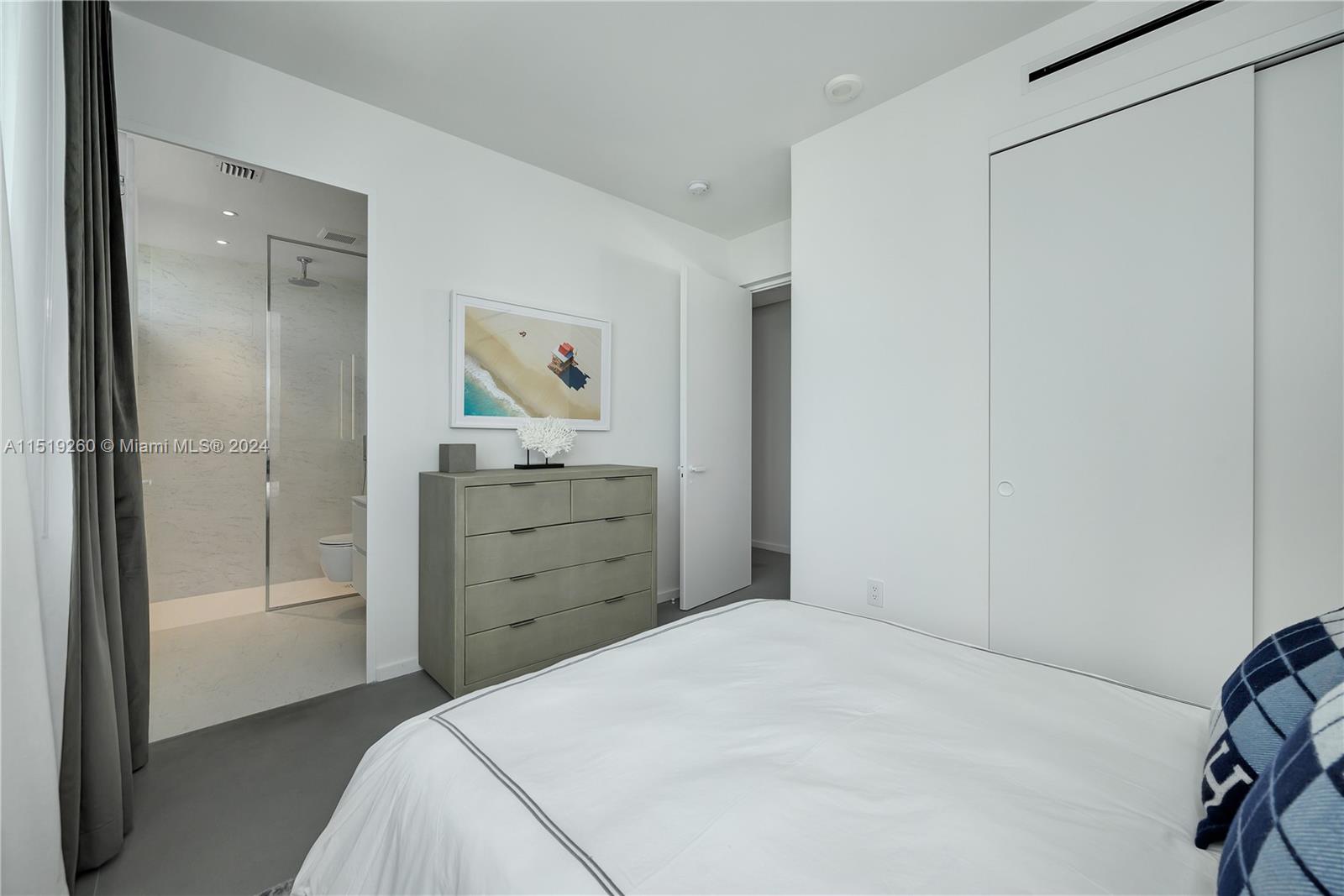 2000 Ocean Dr, Hallandale Beach, FL, 33009 United States, 3 Bedrooms Bedrooms, ,3 BathroomsBathrooms,Residential,For Sale,Ocean Dr,A11519260