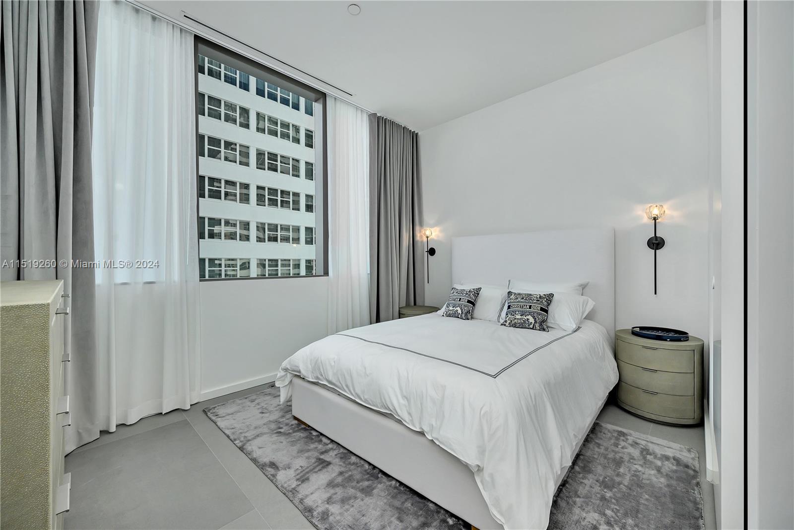 2000 Ocean Dr, Hallandale Beach, FL, 33009 United States, 3 Bedrooms Bedrooms, ,3 BathroomsBathrooms,Residential,For Sale,Ocean Dr,A11519260