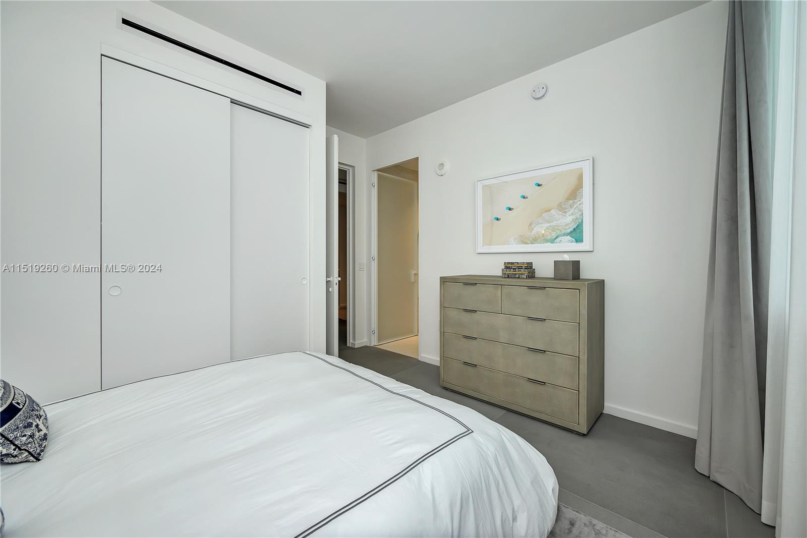 2000 Ocean Dr, Hallandale Beach, FL, 33009 United States, 3 Bedrooms Bedrooms, ,3 BathroomsBathrooms,Residential,For Sale,Ocean Dr,A11519260