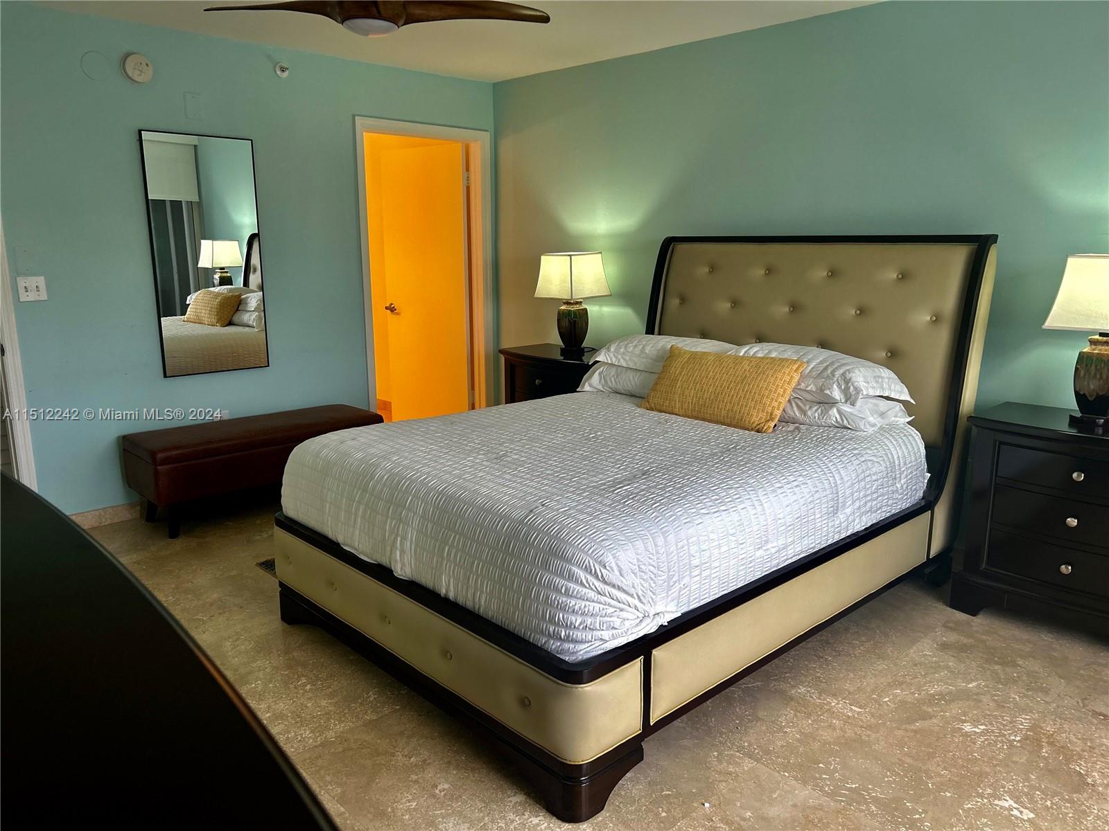 7824 Collins Ave 402, Miami Beach, Florida 33141, 2 Bedrooms Bedrooms, ,2 BathroomsBathrooms,Residentiallease,For Rent,7824 Collins Ave 402,A11512242