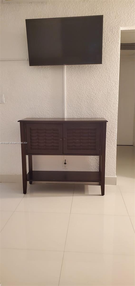 4001 S Ocean Dr 5D, Hollywood, Florida 33019, 1 Bedroom Bedrooms, ,1 BathroomBathrooms,Residential,For Sale,4001 S Ocean Dr 5D,A11519281