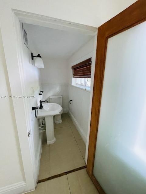 92 NE 90th St 1, El Portal, Florida 33138, 3 Bedrooms Bedrooms, ,2 BathroomsBathrooms,Residentiallease,For Rent,92 NE 90th St 1,A11519334