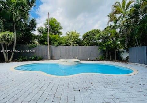 92 NE 90th St 1, El Portal, Florida 33138, 3 Bedrooms Bedrooms, ,2 BathroomsBathrooms,Residentiallease,For Rent,92 NE 90th St 1,A11519334