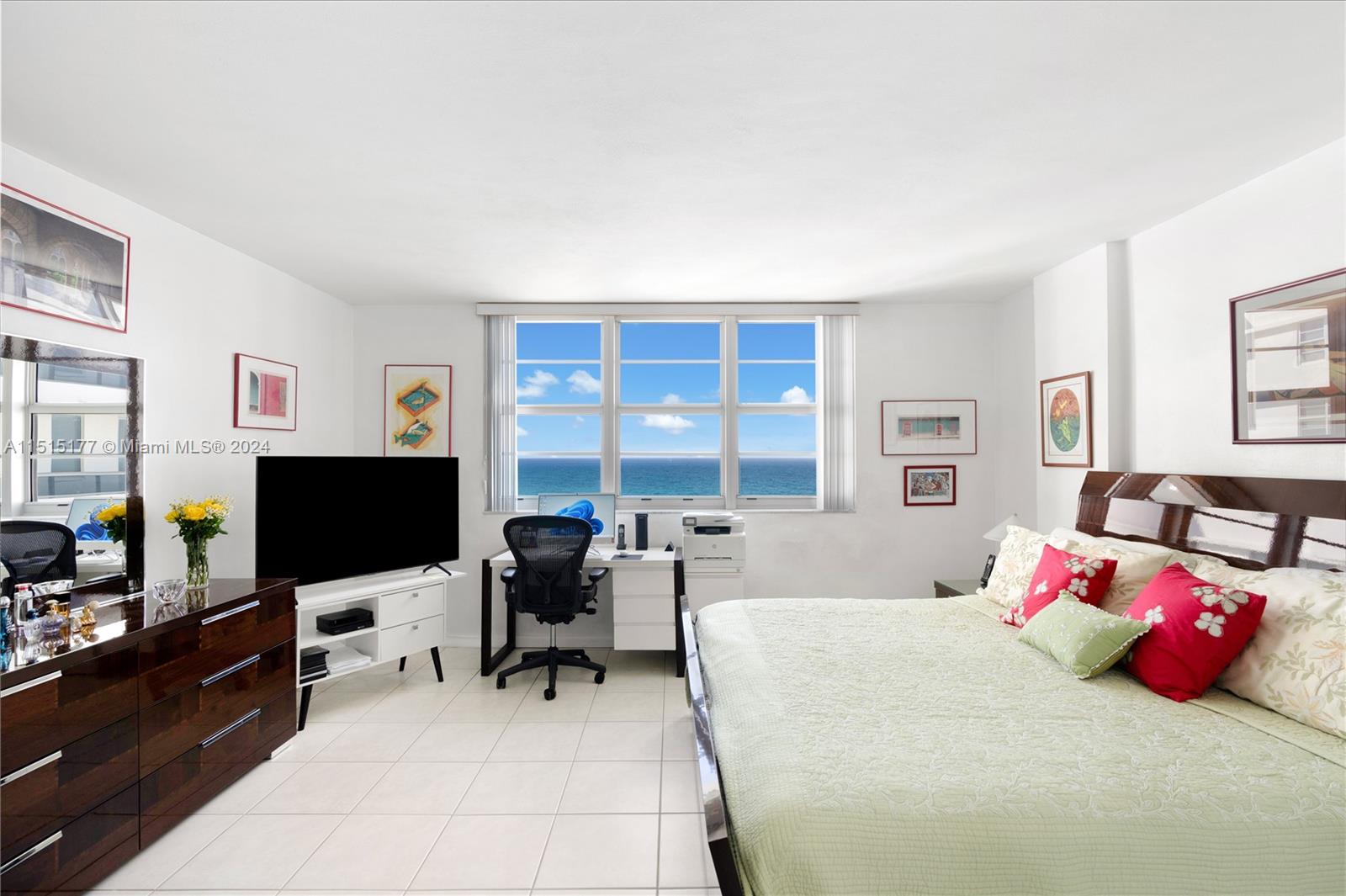 5825 Collins Ave 12K, Miami Beach, Florida 33140, 2 Bedrooms Bedrooms, ,2 BathroomsBathrooms,Residential,For Sale,5825 Collins Ave 12K,A11515177