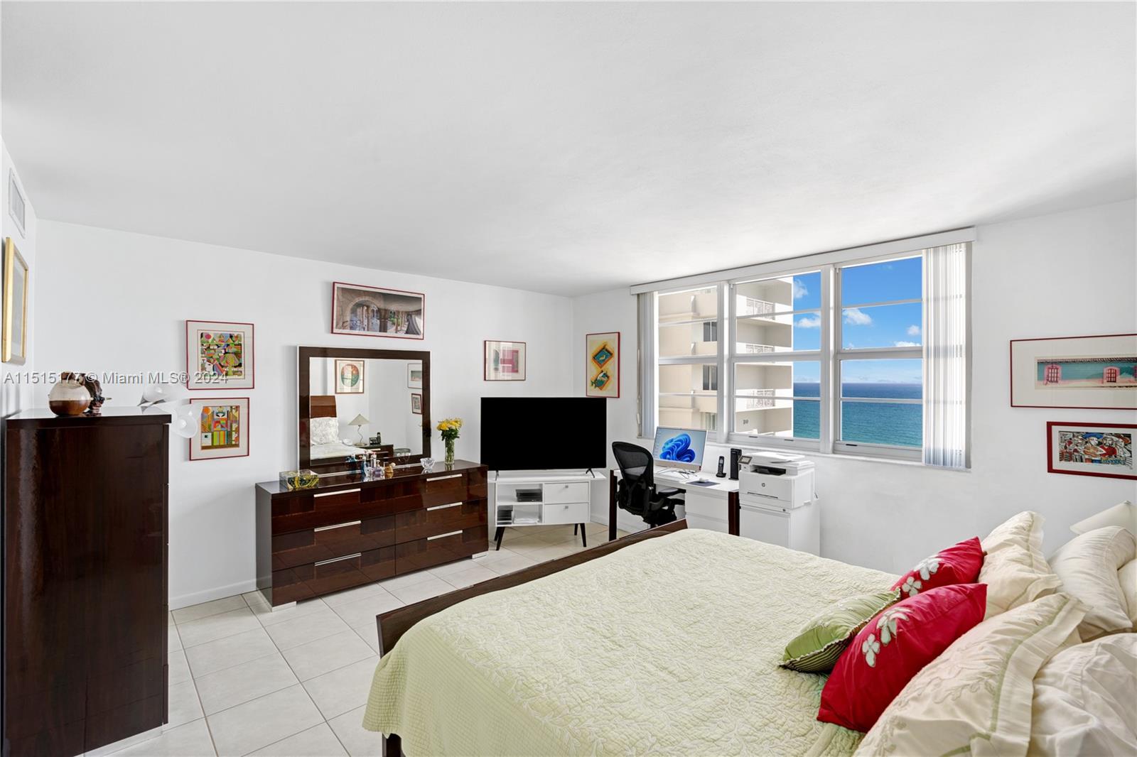 5825 Collins Ave 12K, Miami Beach, Florida 33140, 2 Bedrooms Bedrooms, ,2 BathroomsBathrooms,Residential,For Sale,5825 Collins Ave 12K,A11515177