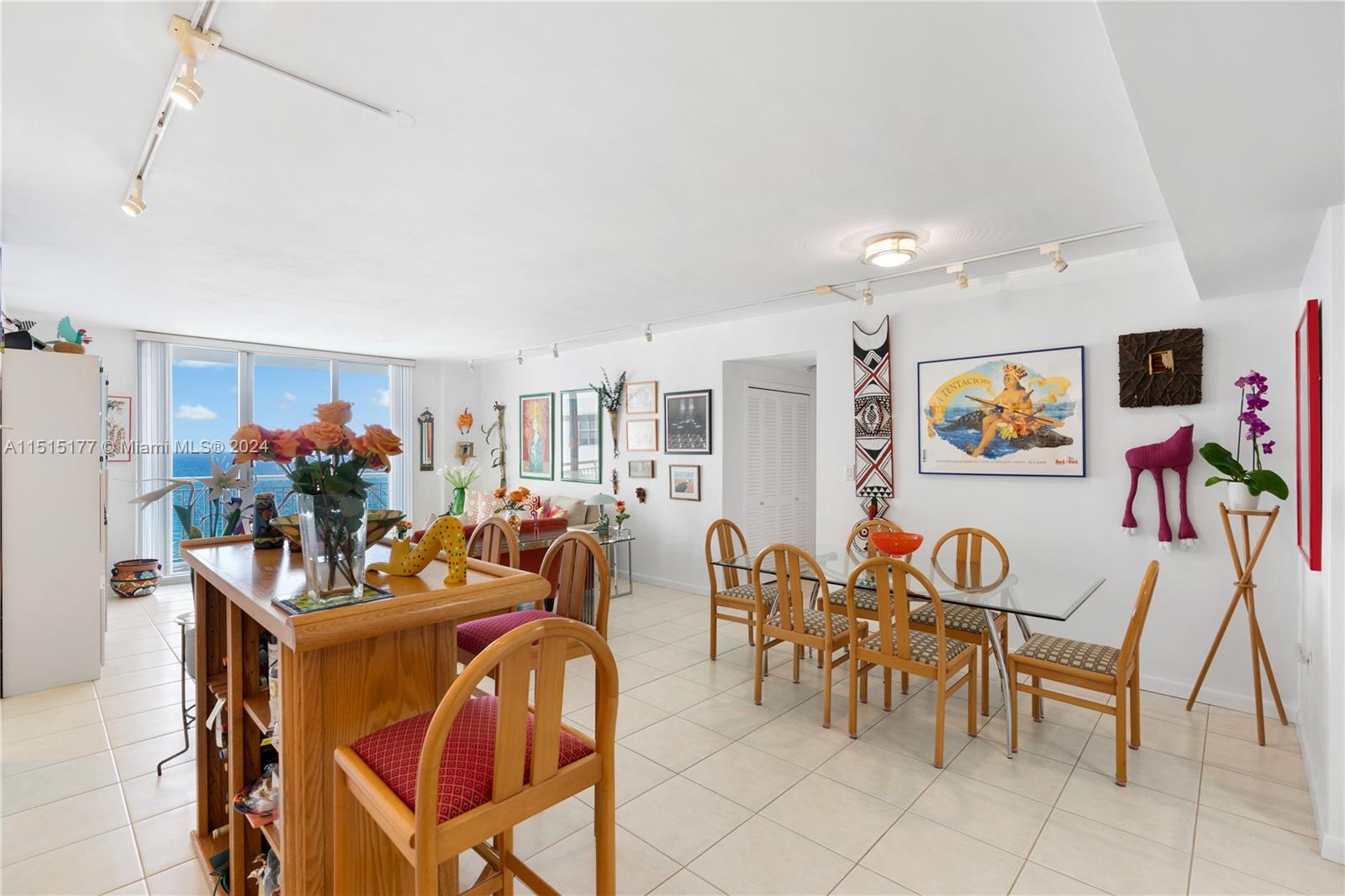 5825 Collins Ave 12K, Miami Beach, Florida 33140, 2 Bedrooms Bedrooms, ,2 BathroomsBathrooms,Residential,For Sale,5825 Collins Ave 12K,A11515177