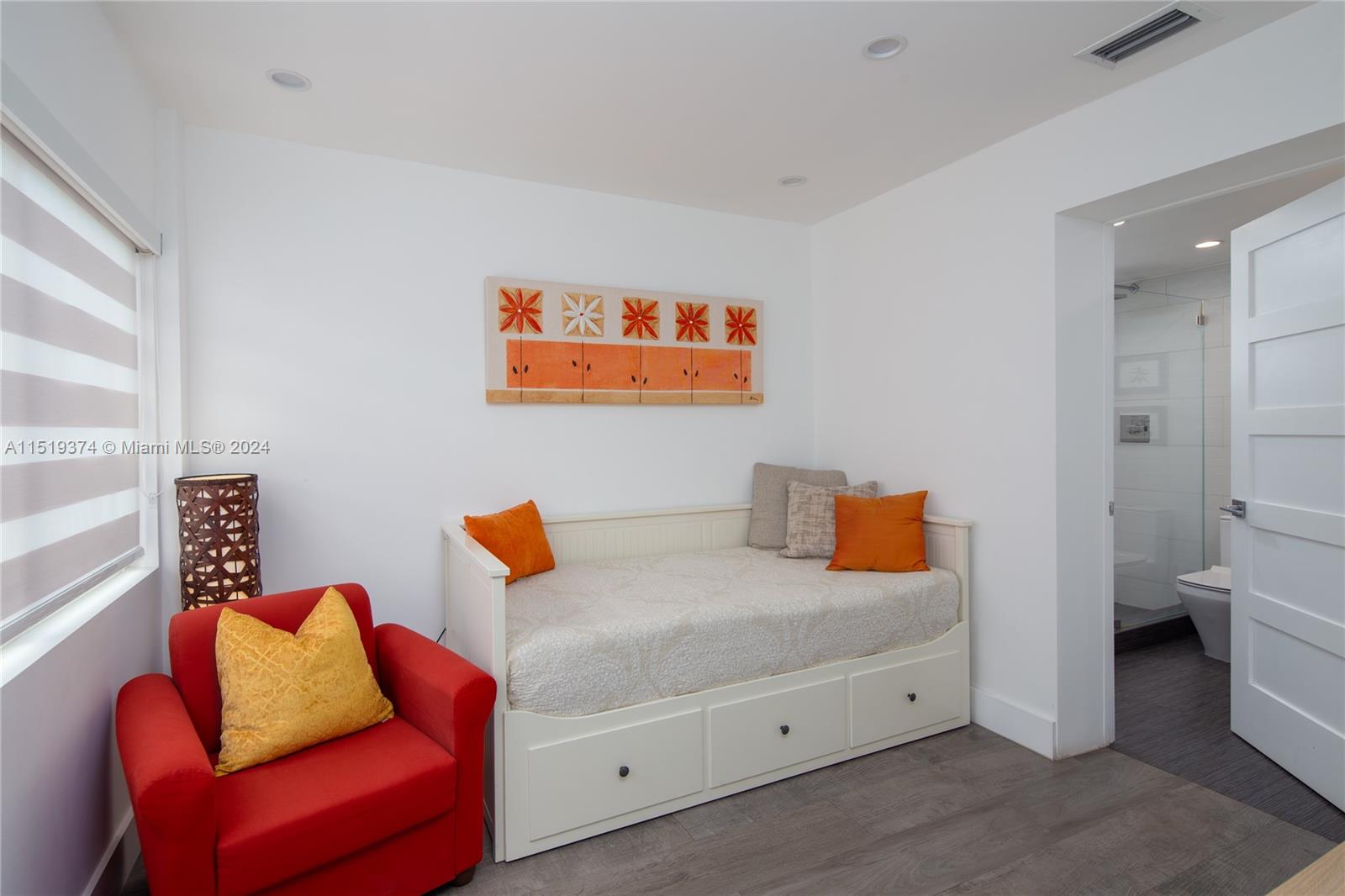 1070 NE 93rd St, Miami Shores, Florida 33138, 5 Bedrooms Bedrooms, ,5 BathroomsBathrooms,Residential,For Sale,1070 NE 93rd St,A11519374