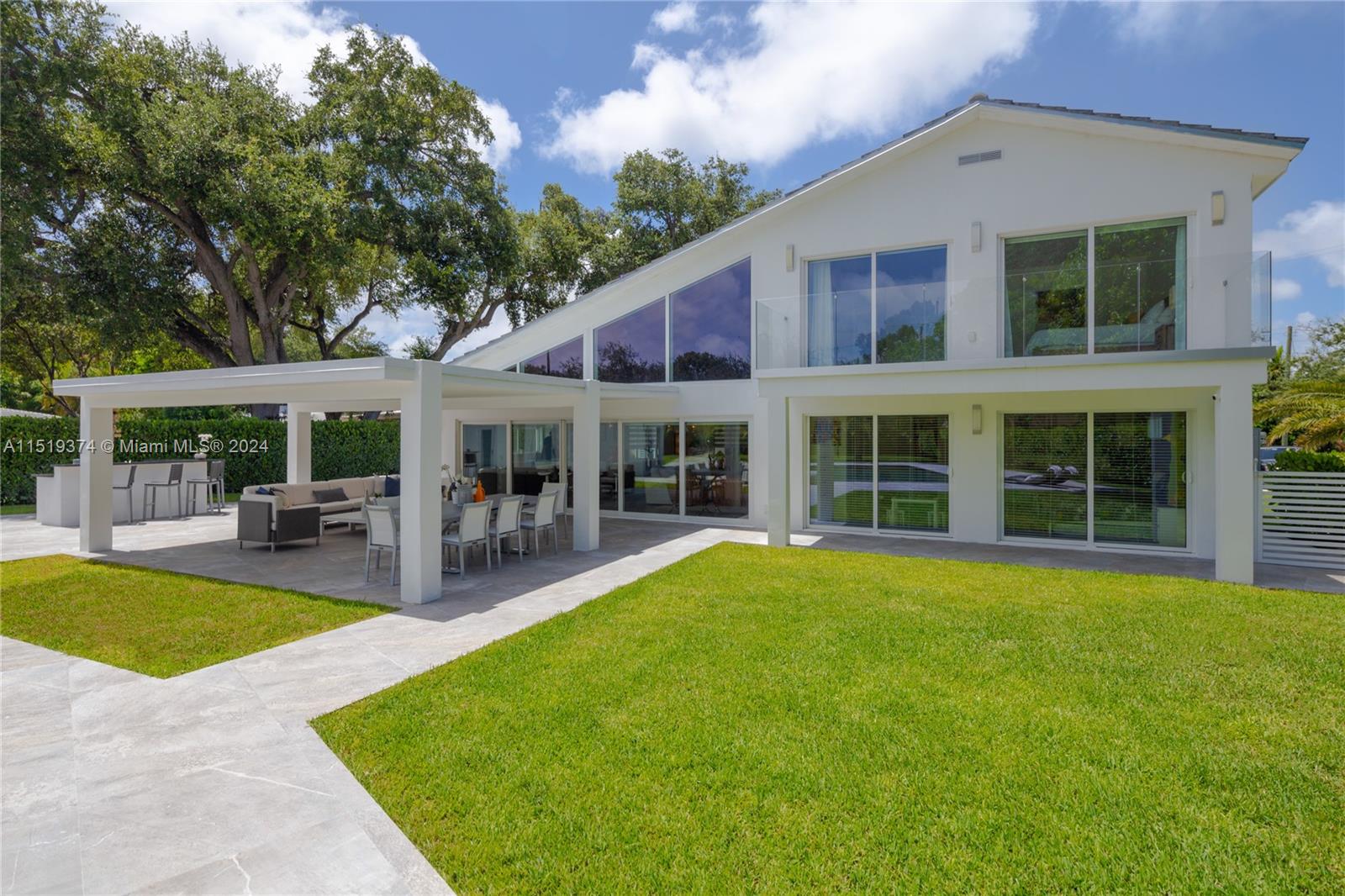 1070 93rd St, Miami Shores, FL, 33138 United States, 5 Bedrooms Bedrooms, ,5 BathroomsBathrooms,Residential,For Sale,93rd St,A11519374