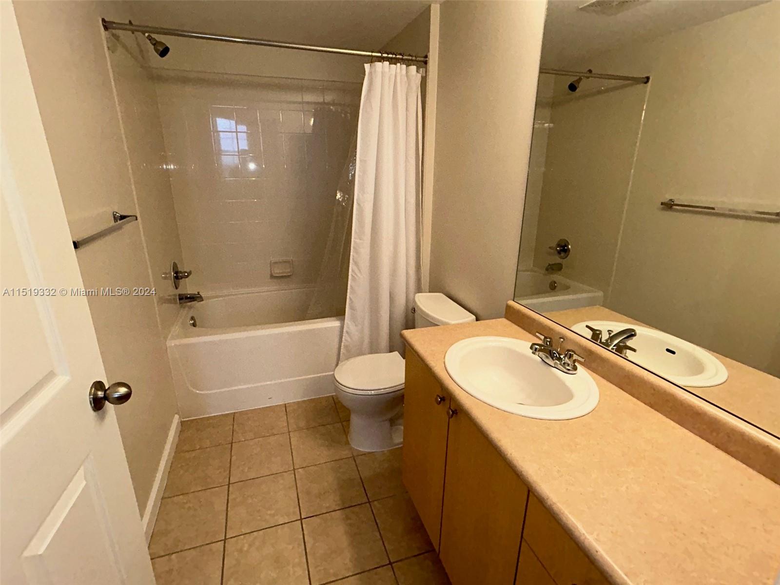 1919 Van Buren St 704A, Hollywood, Florida 33020, 2 Bedrooms Bedrooms, ,2 BathroomsBathrooms,Residentiallease,For Rent,1919 Van Buren St 704A,A11519332