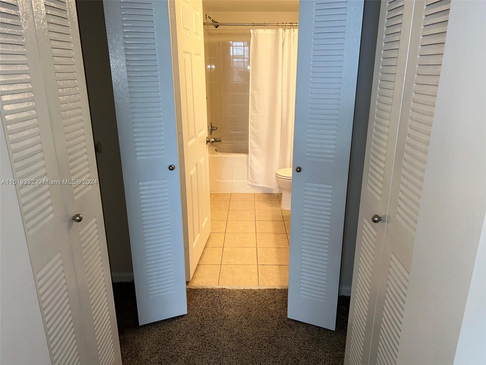 1919 Van Buren St 704A, Hollywood, Florida 33020, 2 Bedrooms Bedrooms, ,2 BathroomsBathrooms,Residentiallease,For Rent,1919 Van Buren St 704A,A11519332