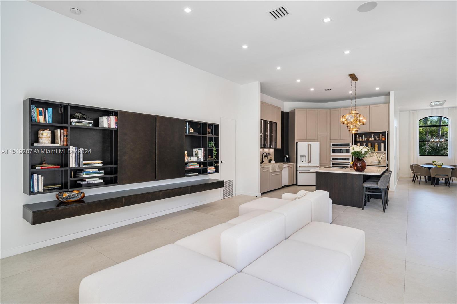 5731 185th Way, Southwest Ranches, FL, 33332 United States, 4 Bedrooms Bedrooms, ,4 BathroomsBathrooms,Residential,For Sale,185th Way,A11519287